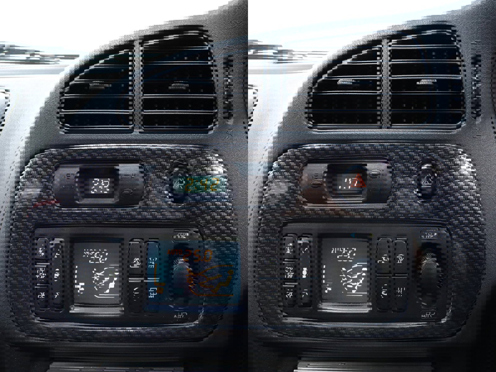 1999 Mitsubishi Lancer 12