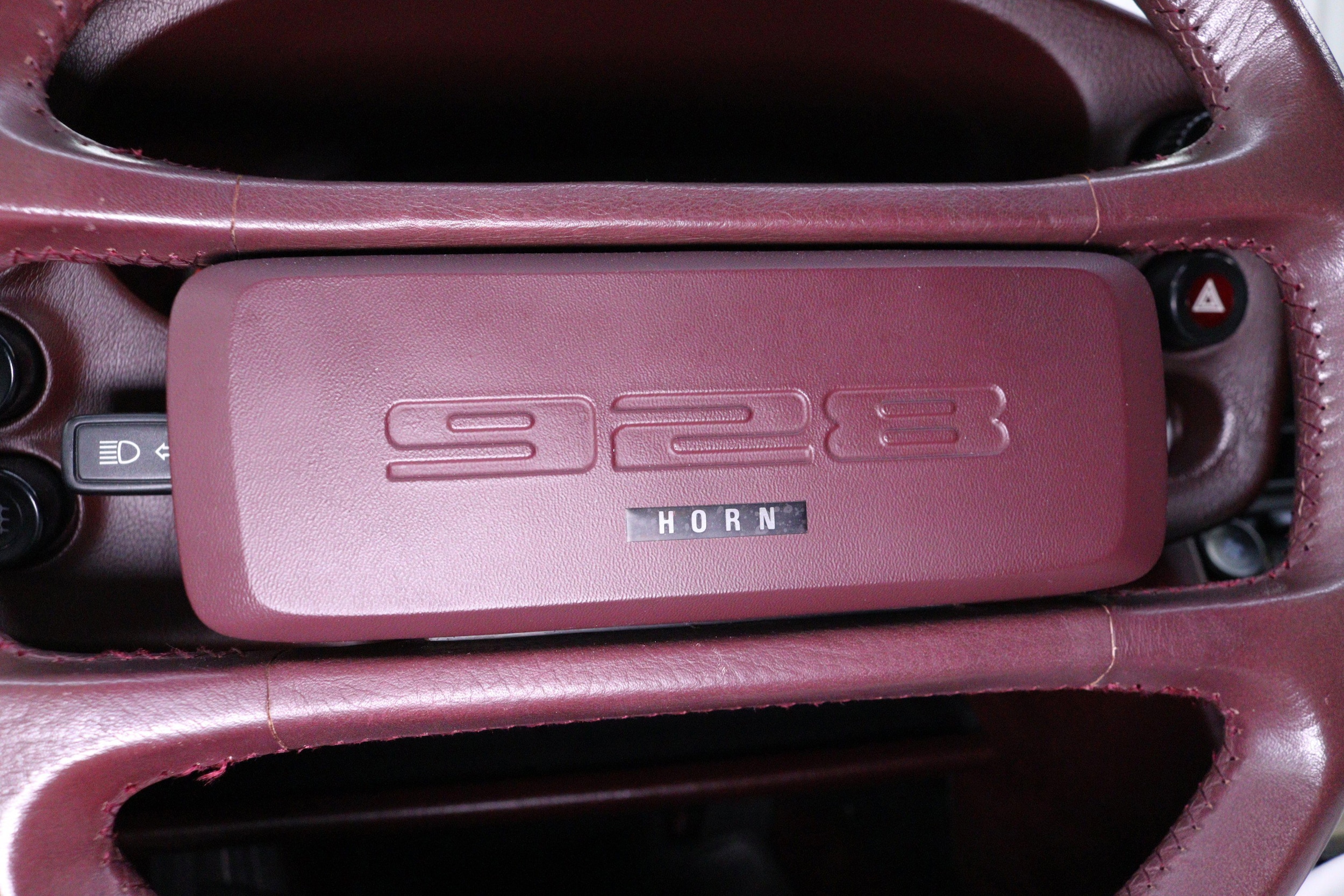 1982 Porsche 928 49
