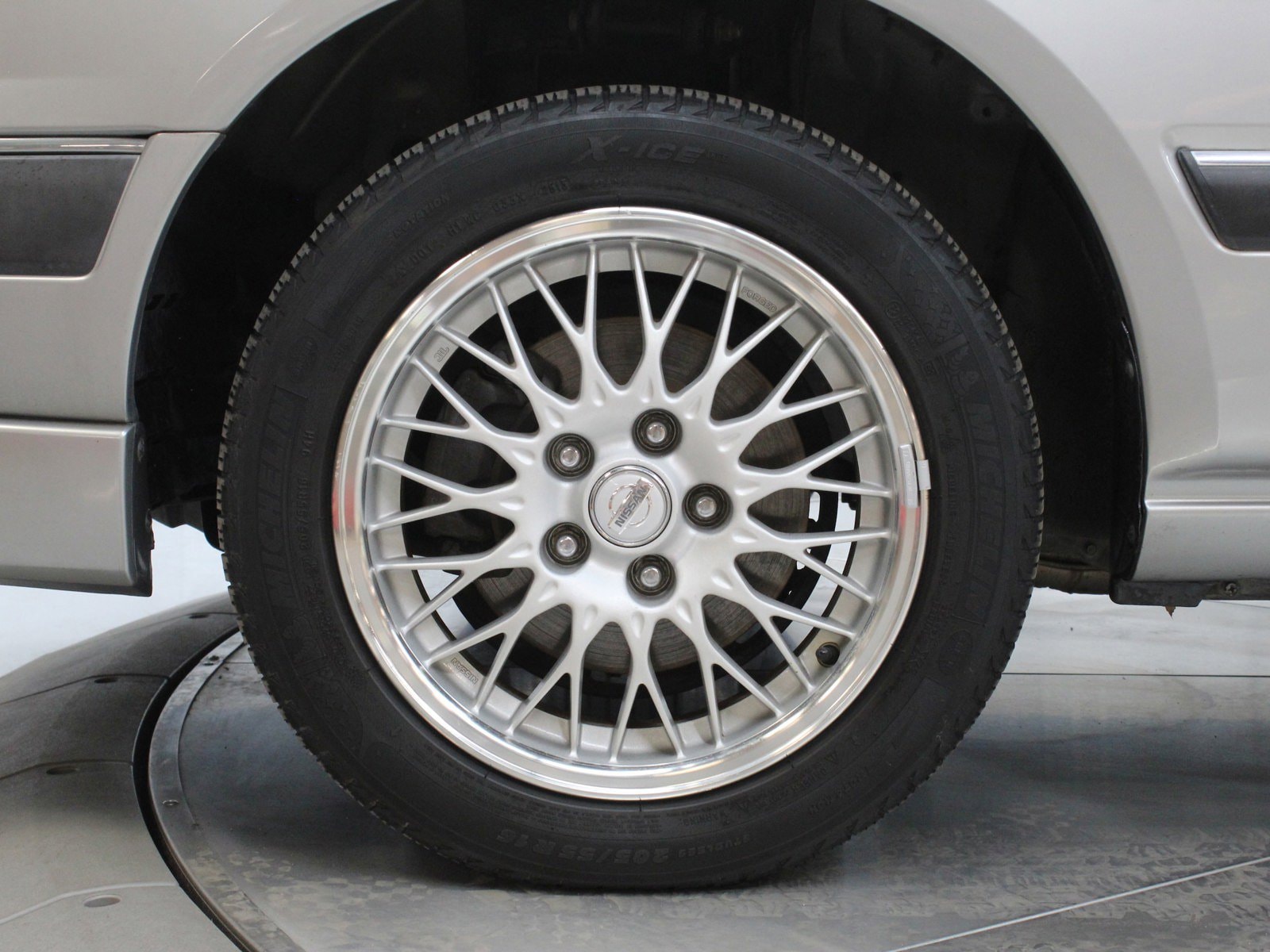 1996 Nissan Stagea 30