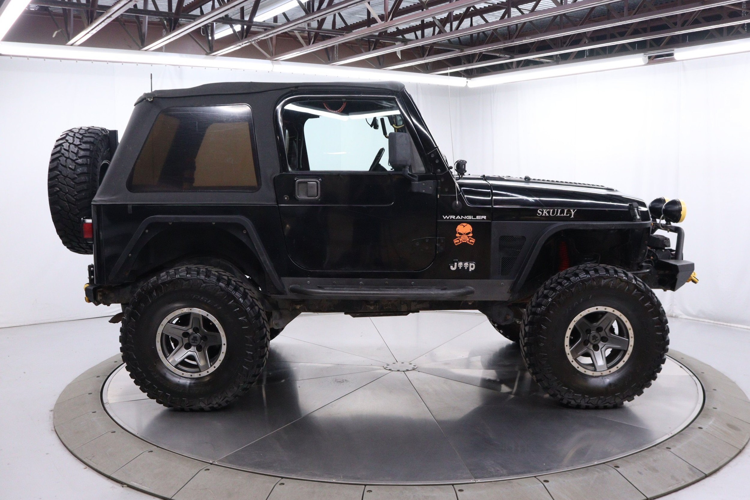 2002 Jeep Wrangler 8