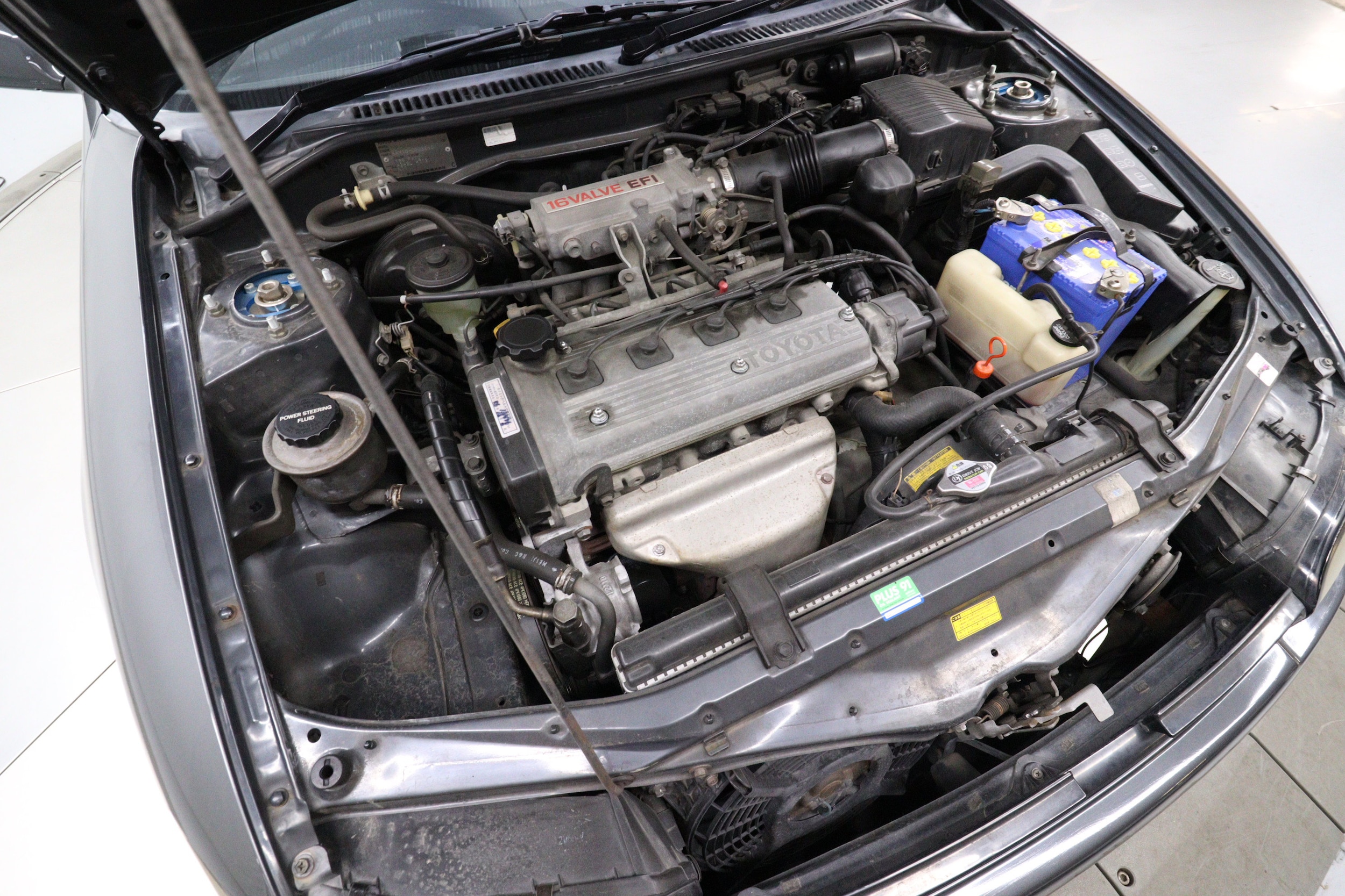 1990 Toyota Sera 28