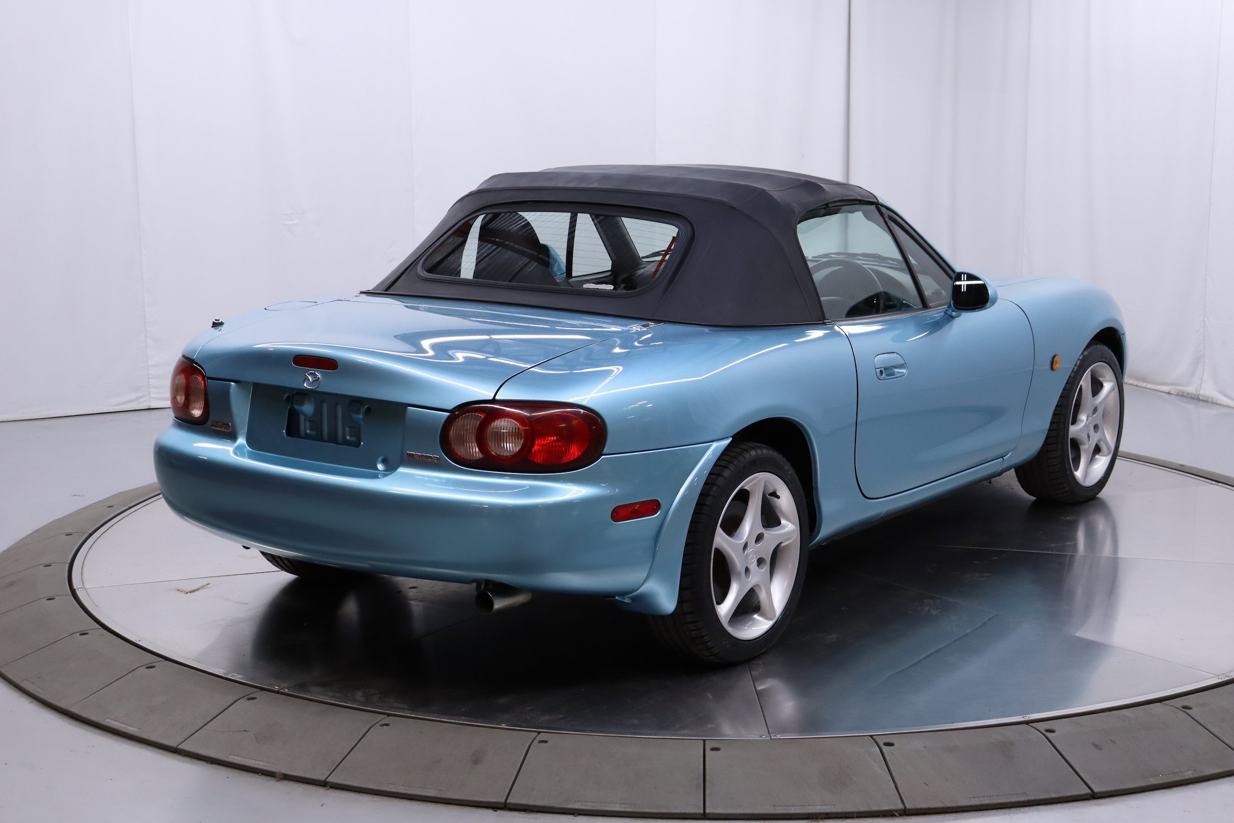 2000 Mazda Roadster 7