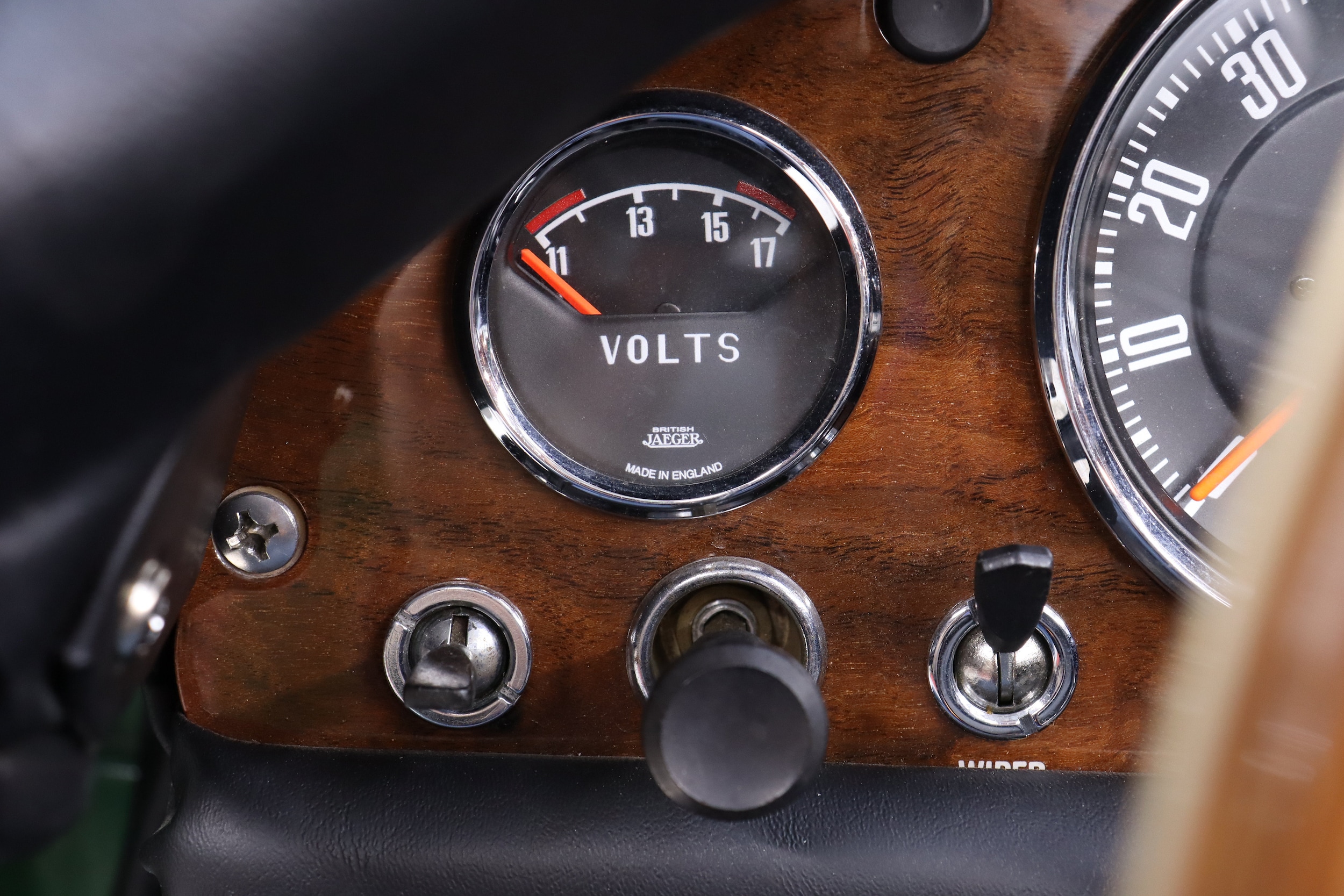 1964 Sunbeam Tiger 142