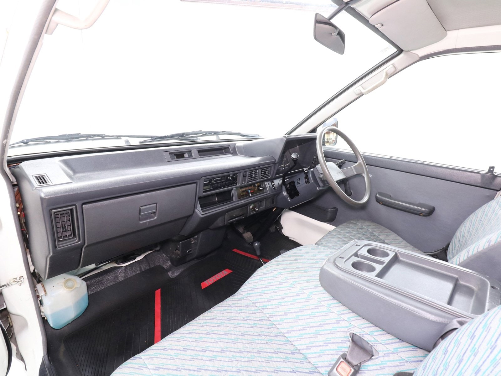 1996 Toyota Liteace 13