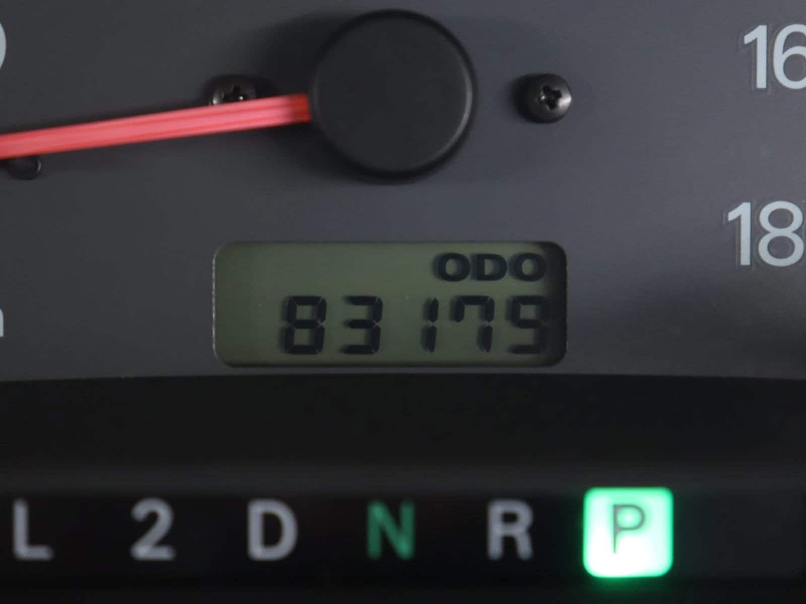 1998 Mitsubishi Delica 48