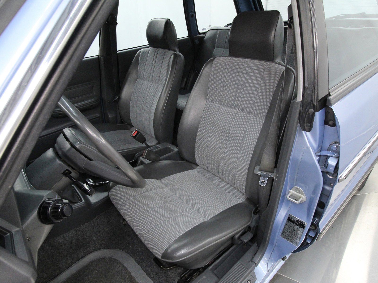 1984 Subaru DL 18