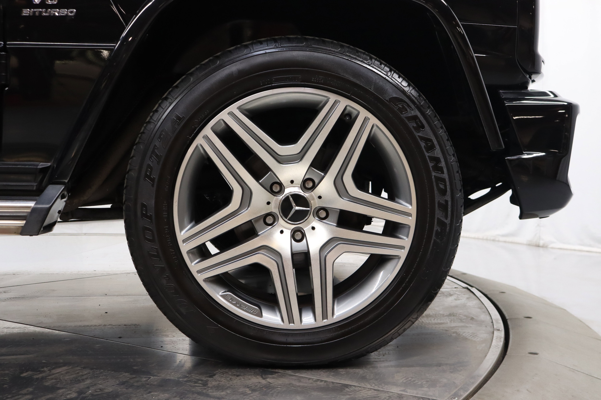 2000 Mercedes-Benz G500 33
