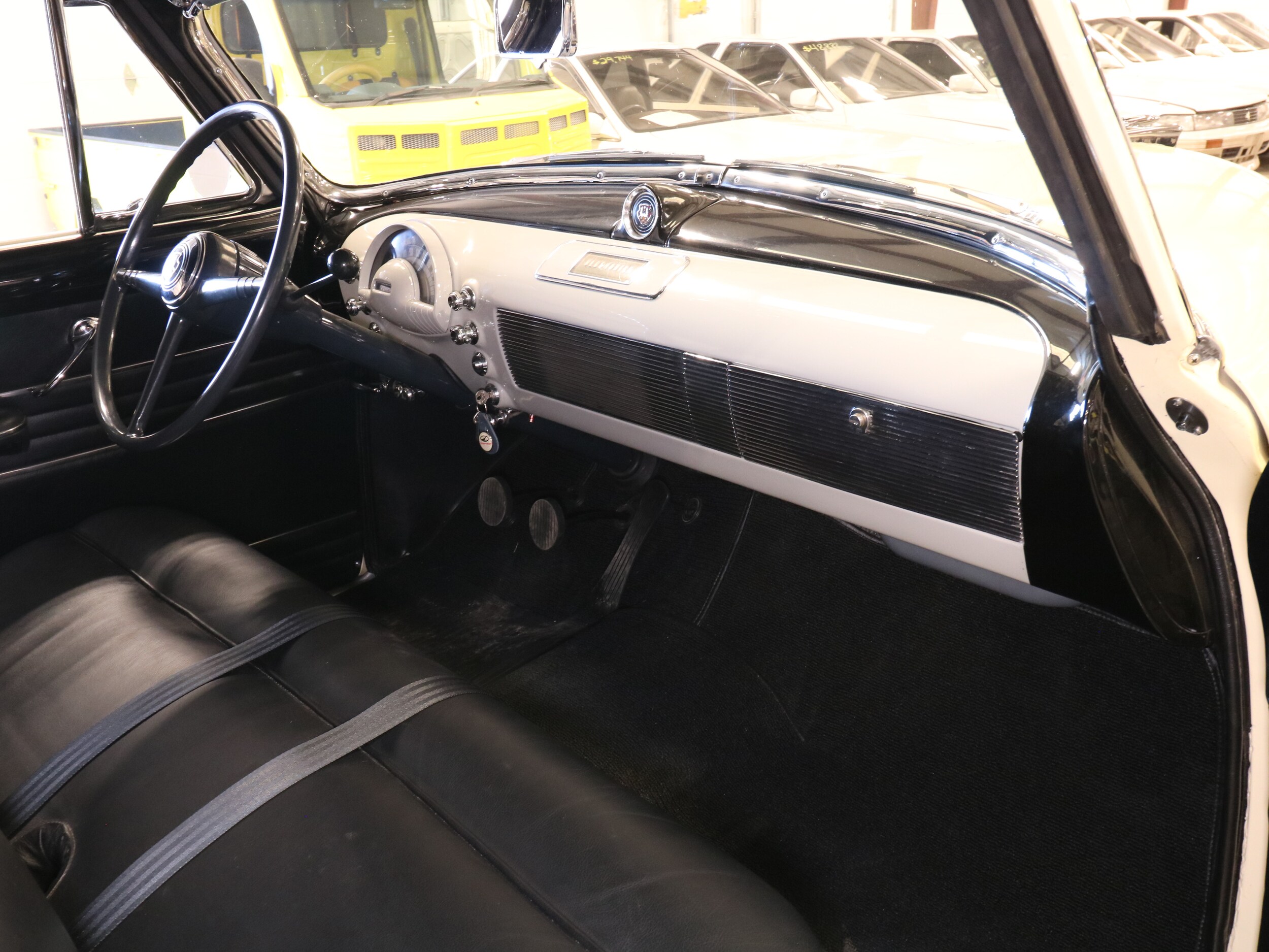 1950 Oldsmobile Rocket 88 12