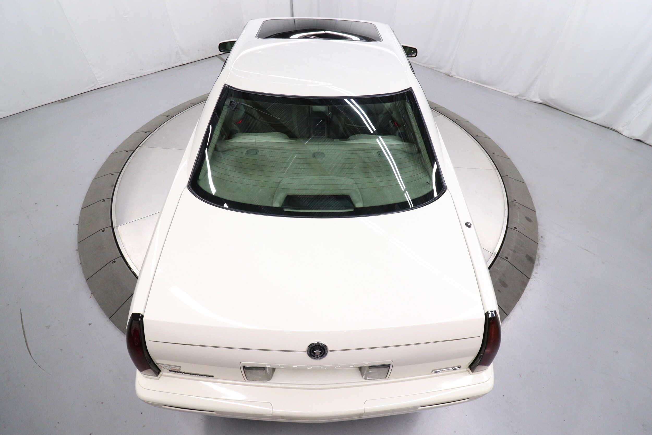 2002 Cadillac Eldorado 39
