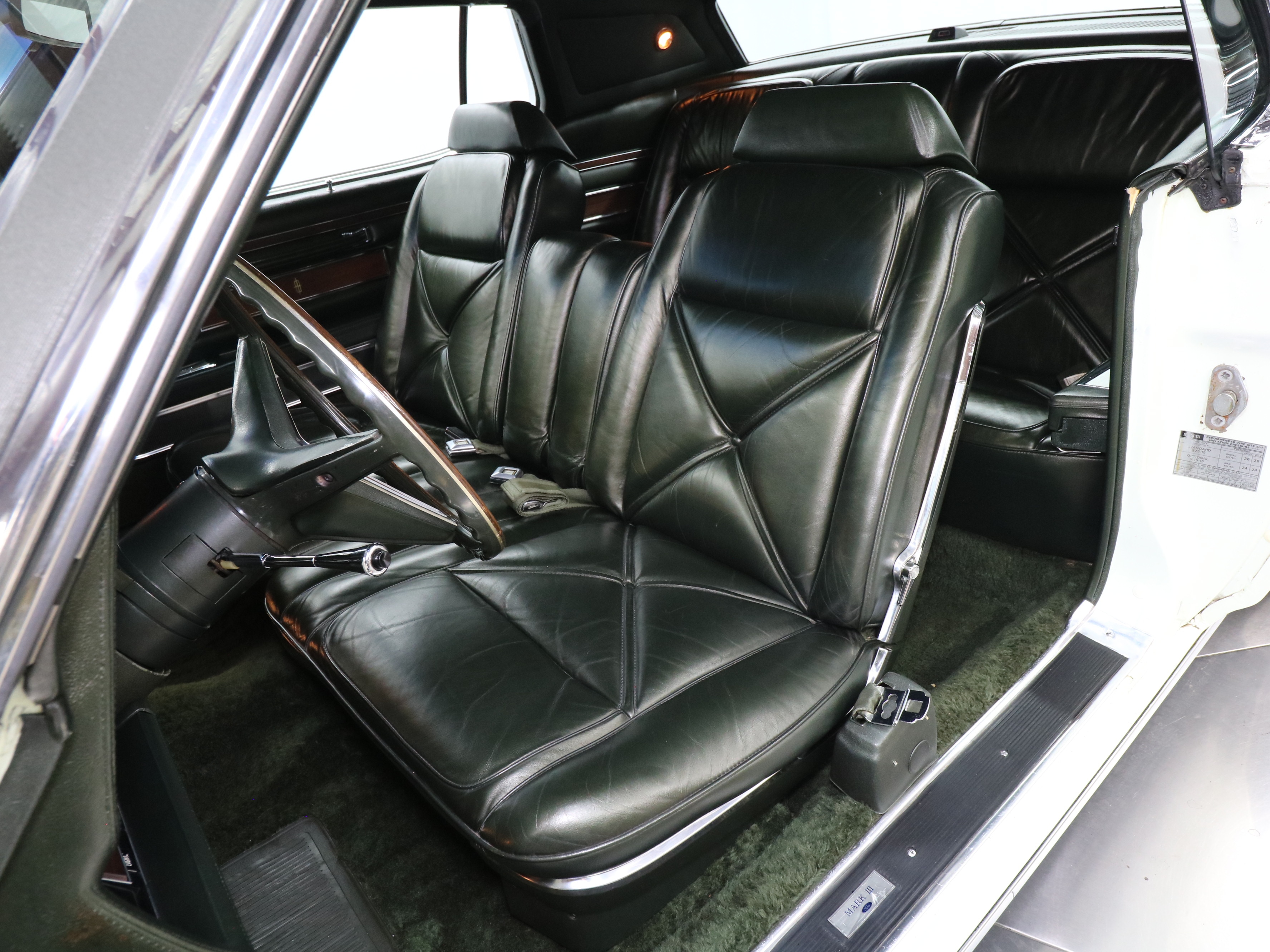 1970 Lincoln Mark III 16