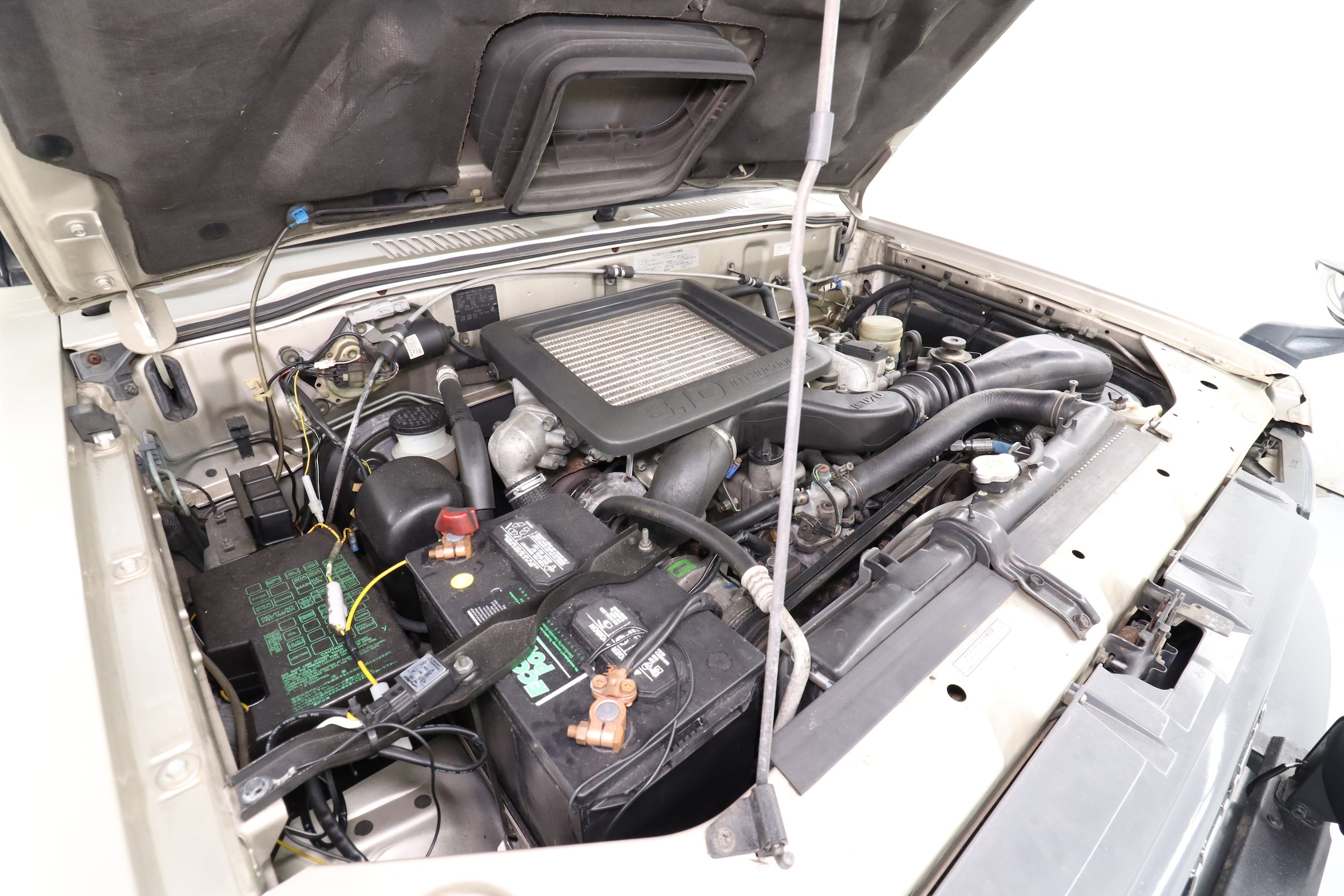 1996 Isuzu Bighorn 25