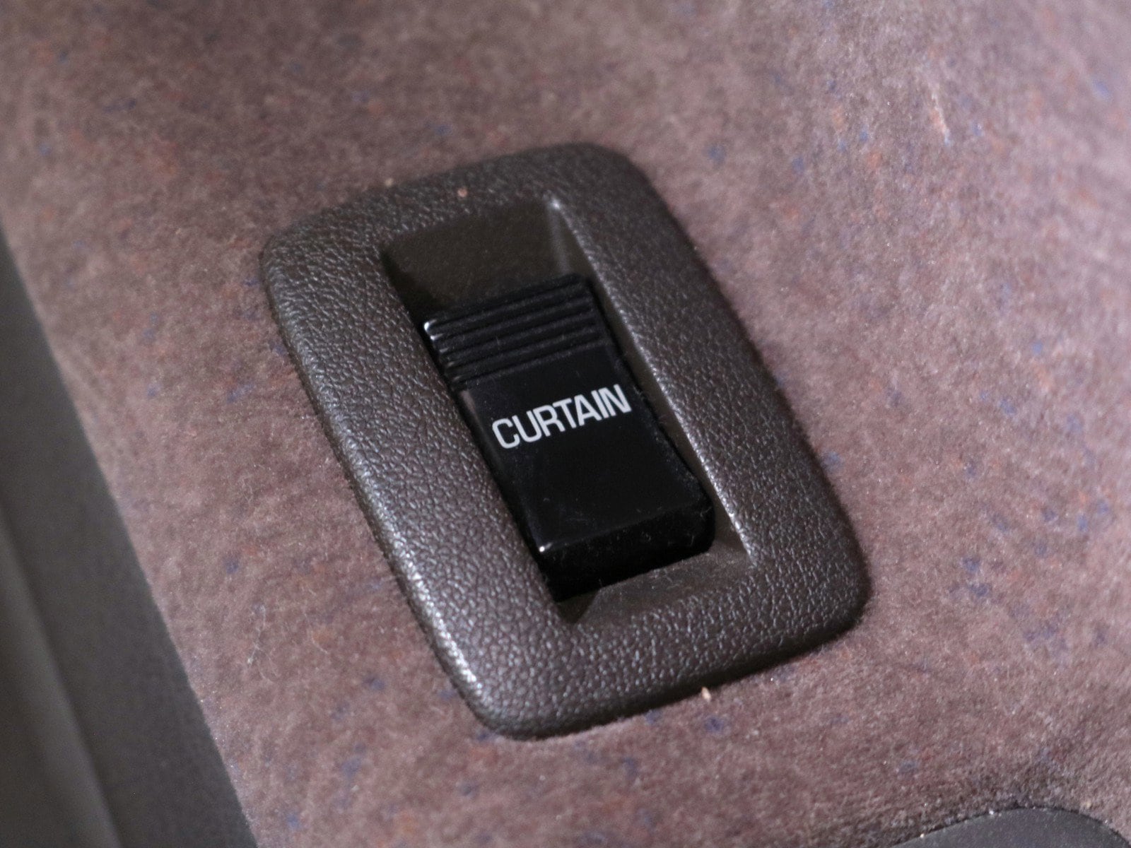1999 Toyota Hiace 54