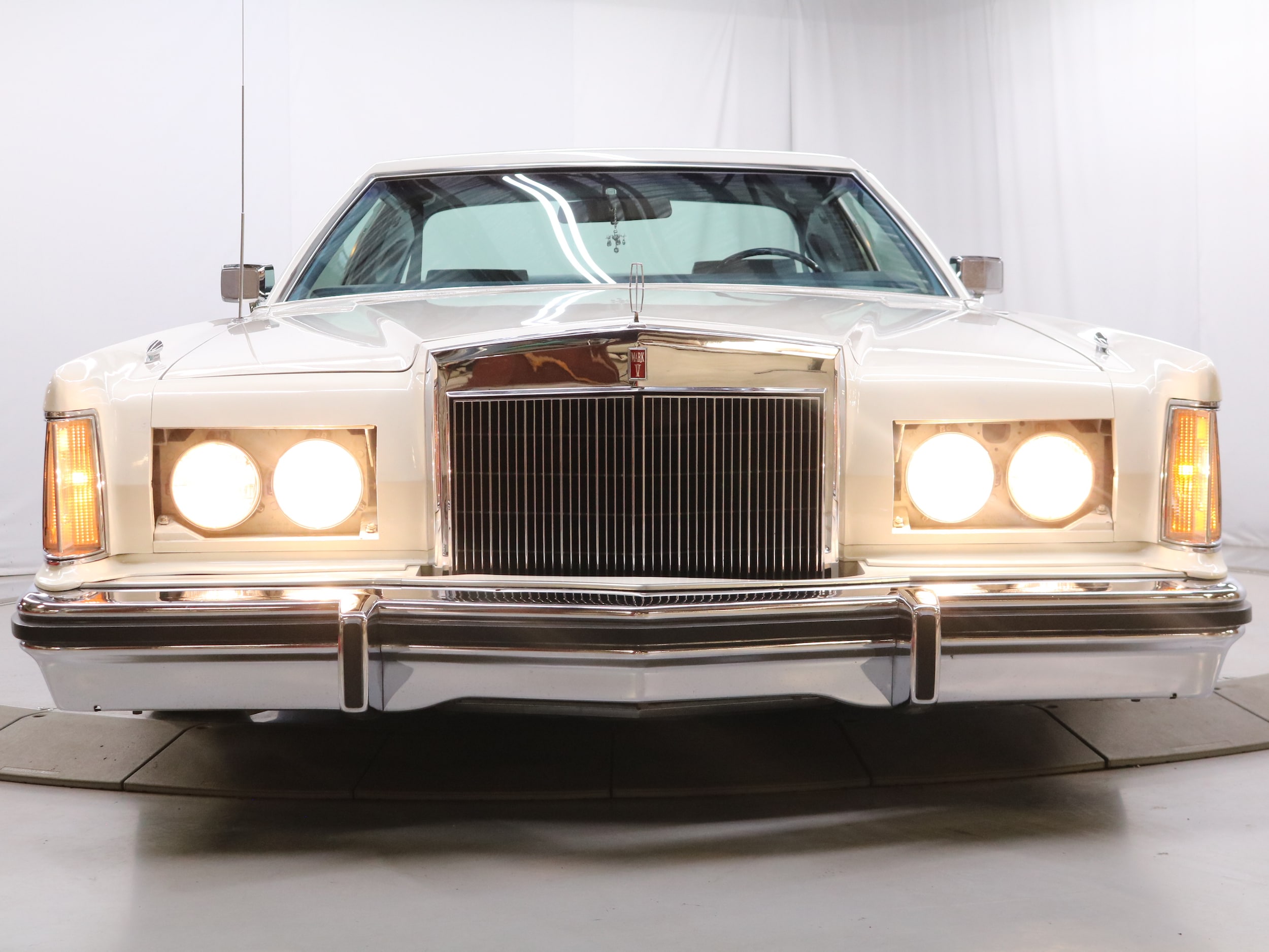 1978 Lincoln Continental 4