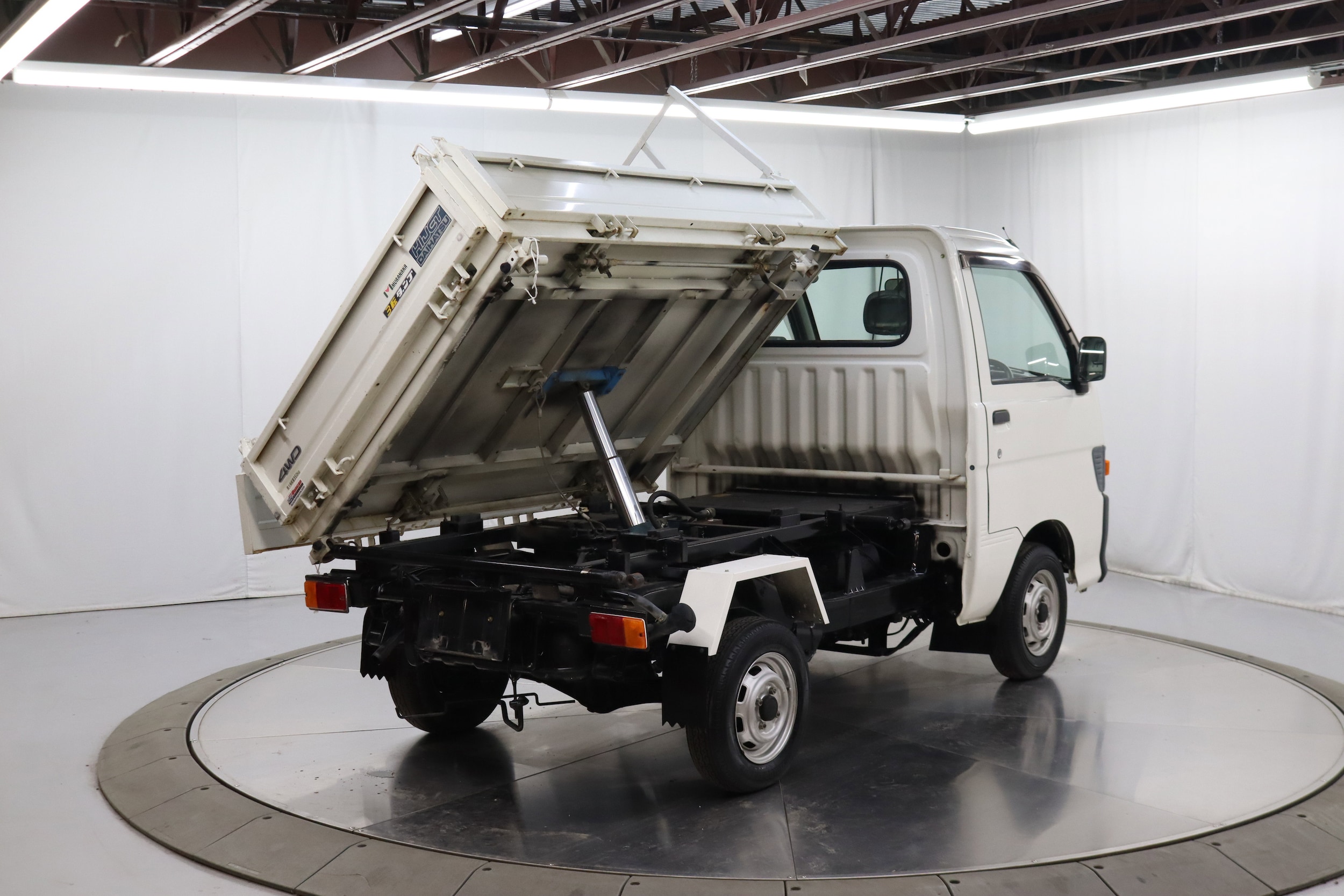 1998 Daihatsu Hijet 22