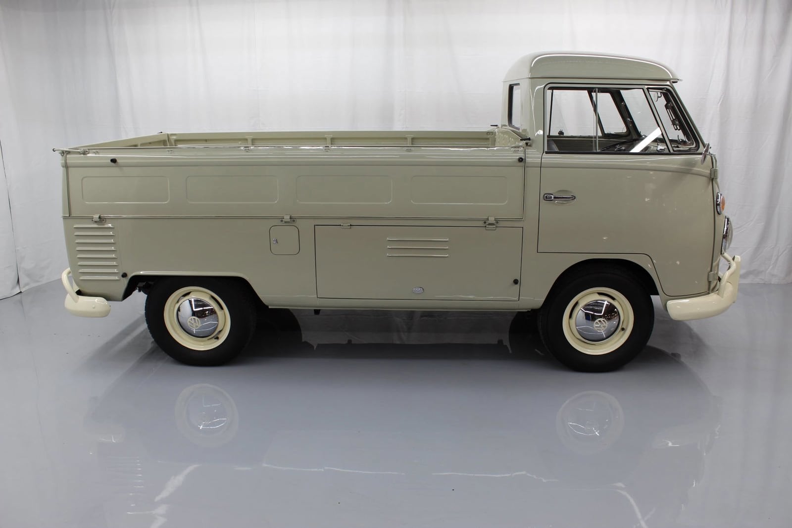 1965 Volkswagen Type 26 Single Cab 10