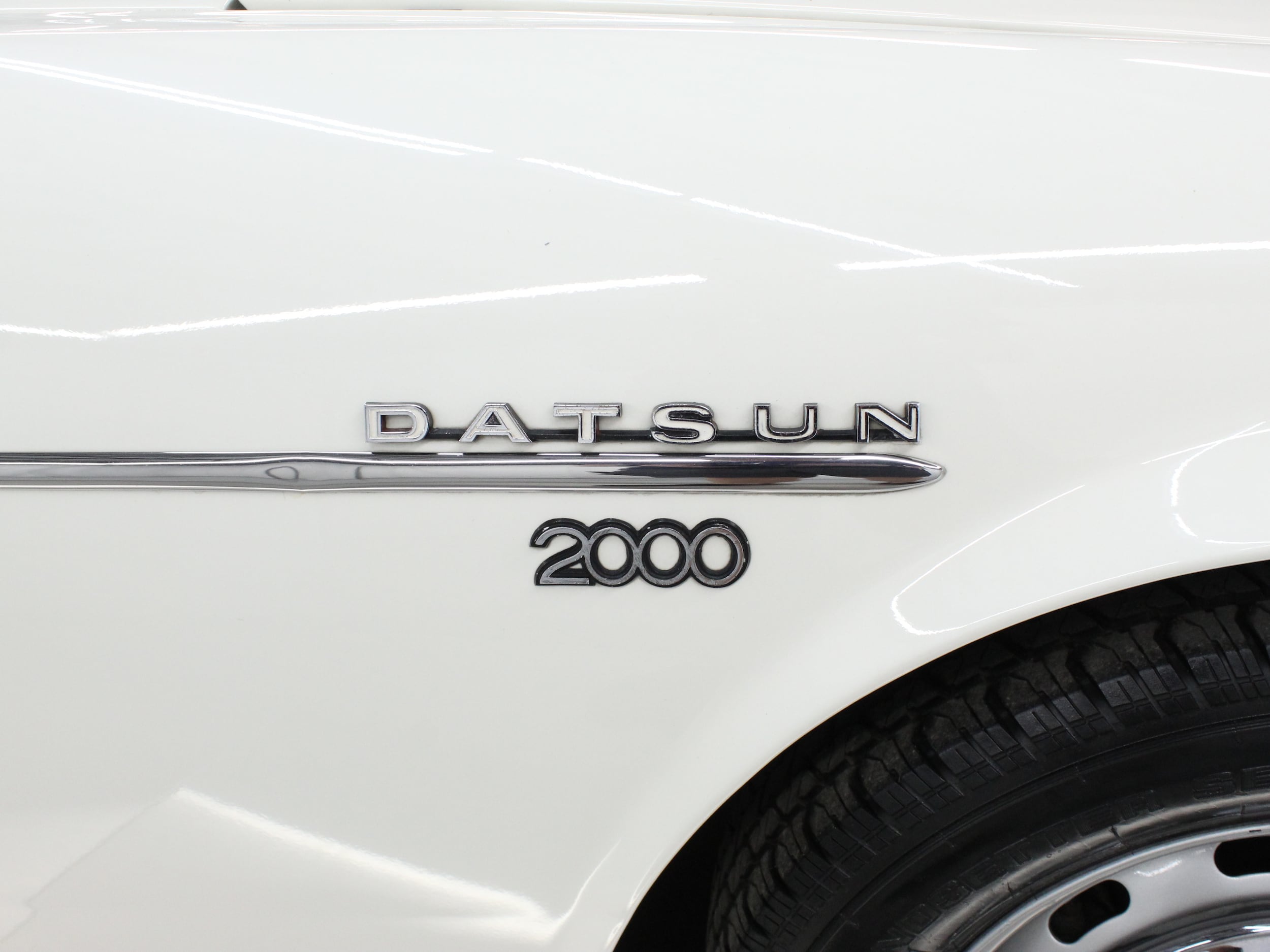 1969 Datsun 2000 52