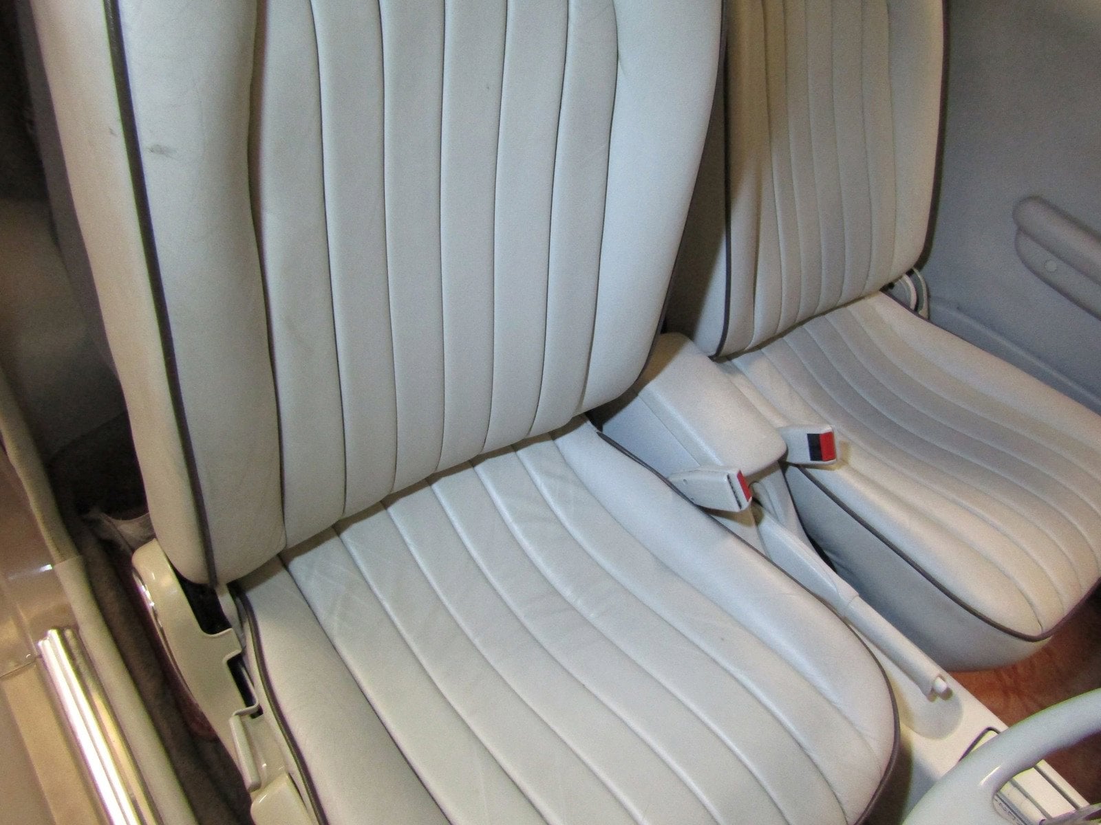1991 Nissan Figaro 10