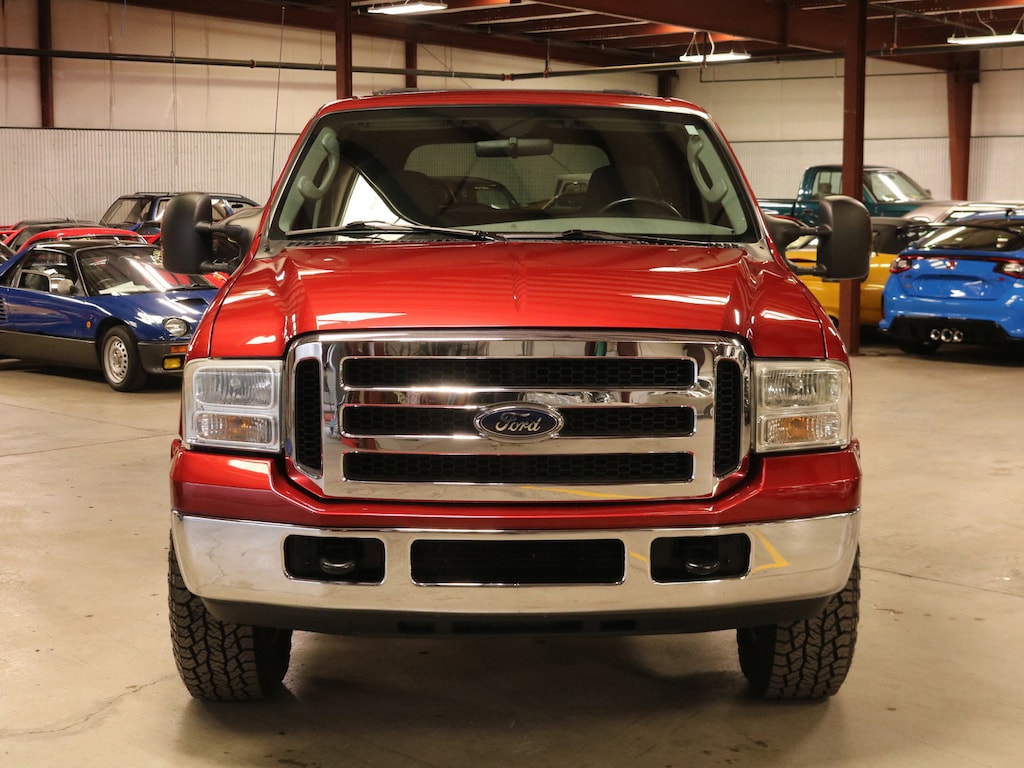 Used 2005 Ford Excursion XLT SUV
