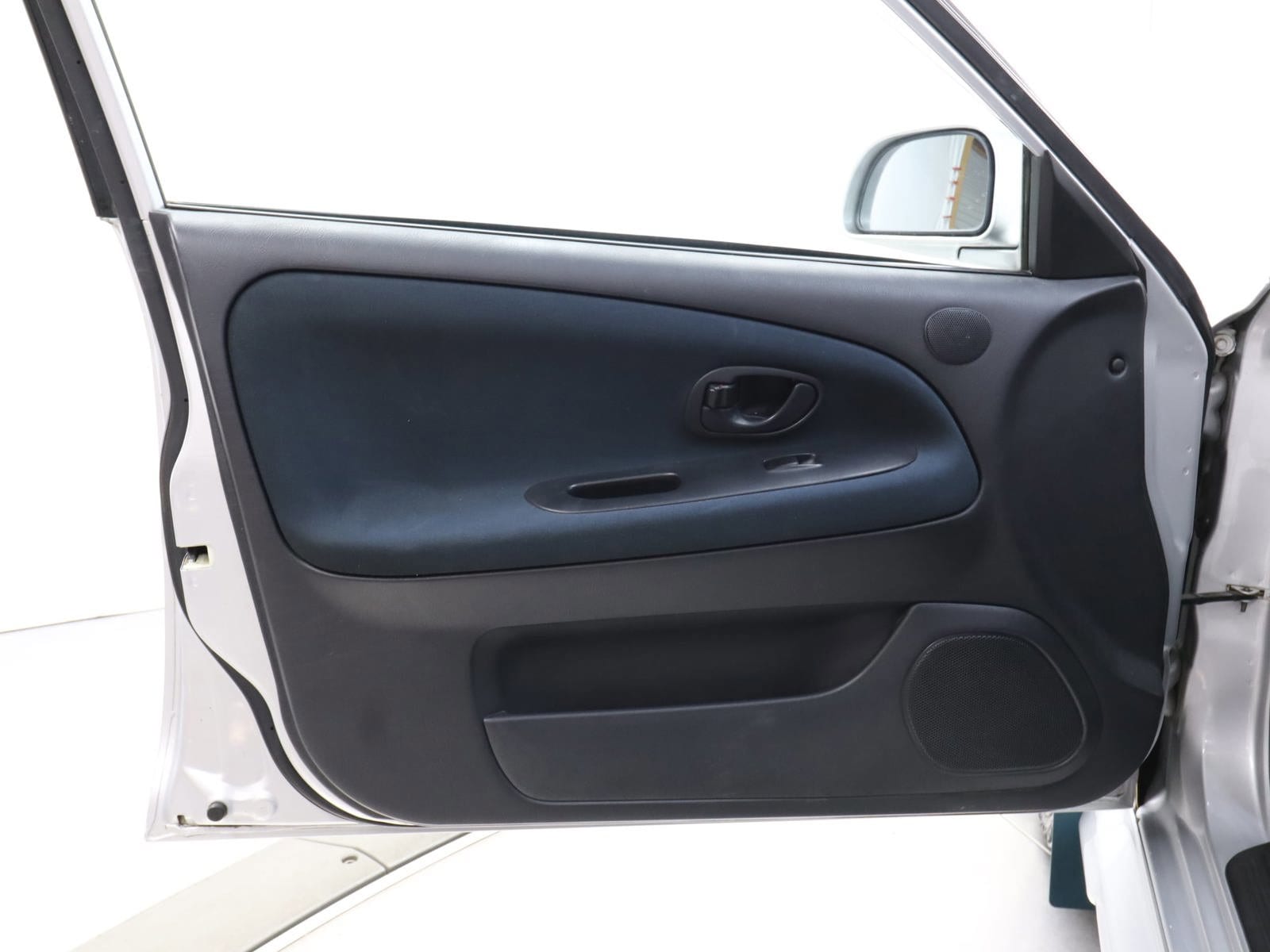 1999 Mitsubishi Lancer 23