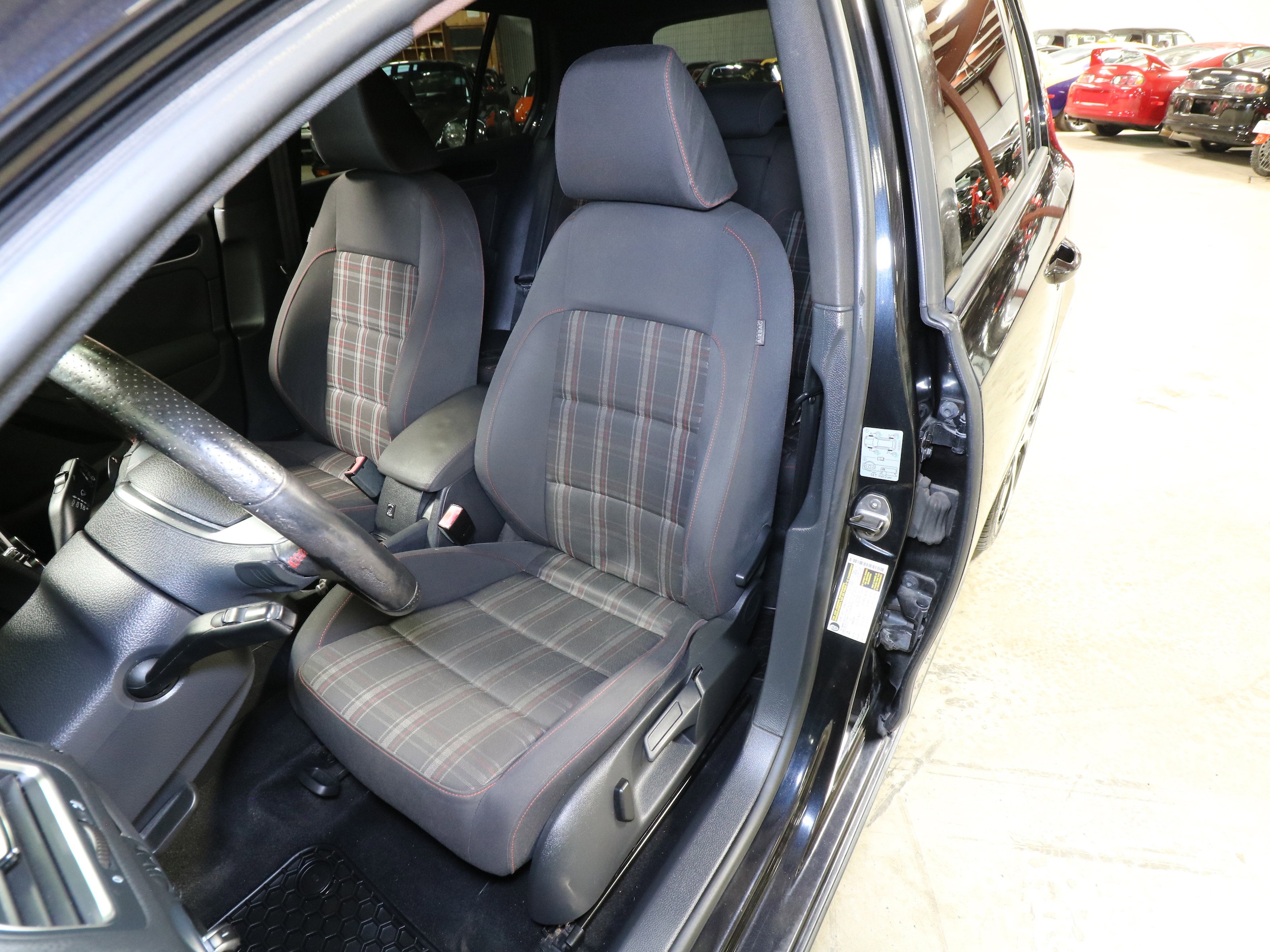 2012 Volkswagen GTI 16