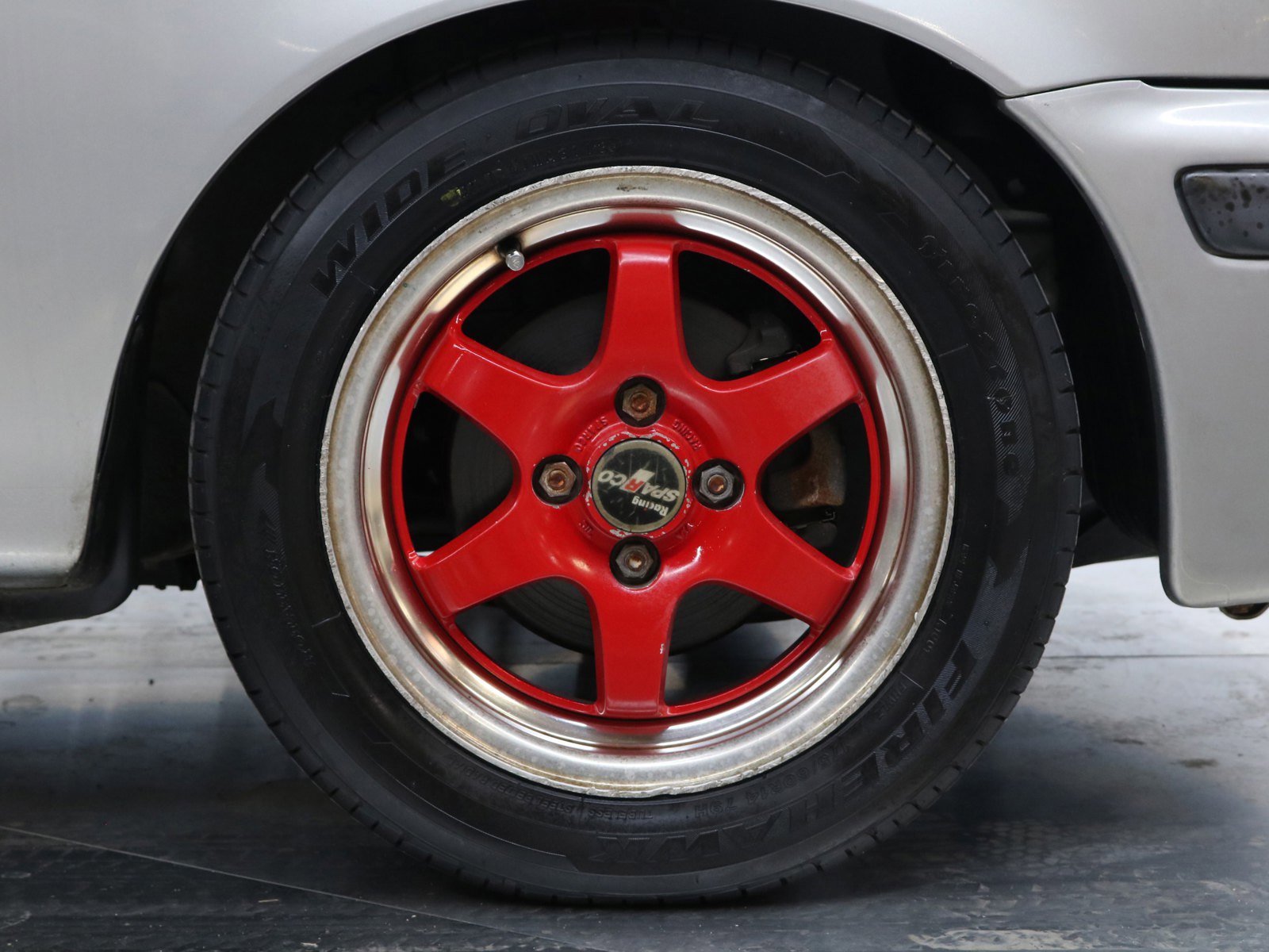 1998 Nissan March 29