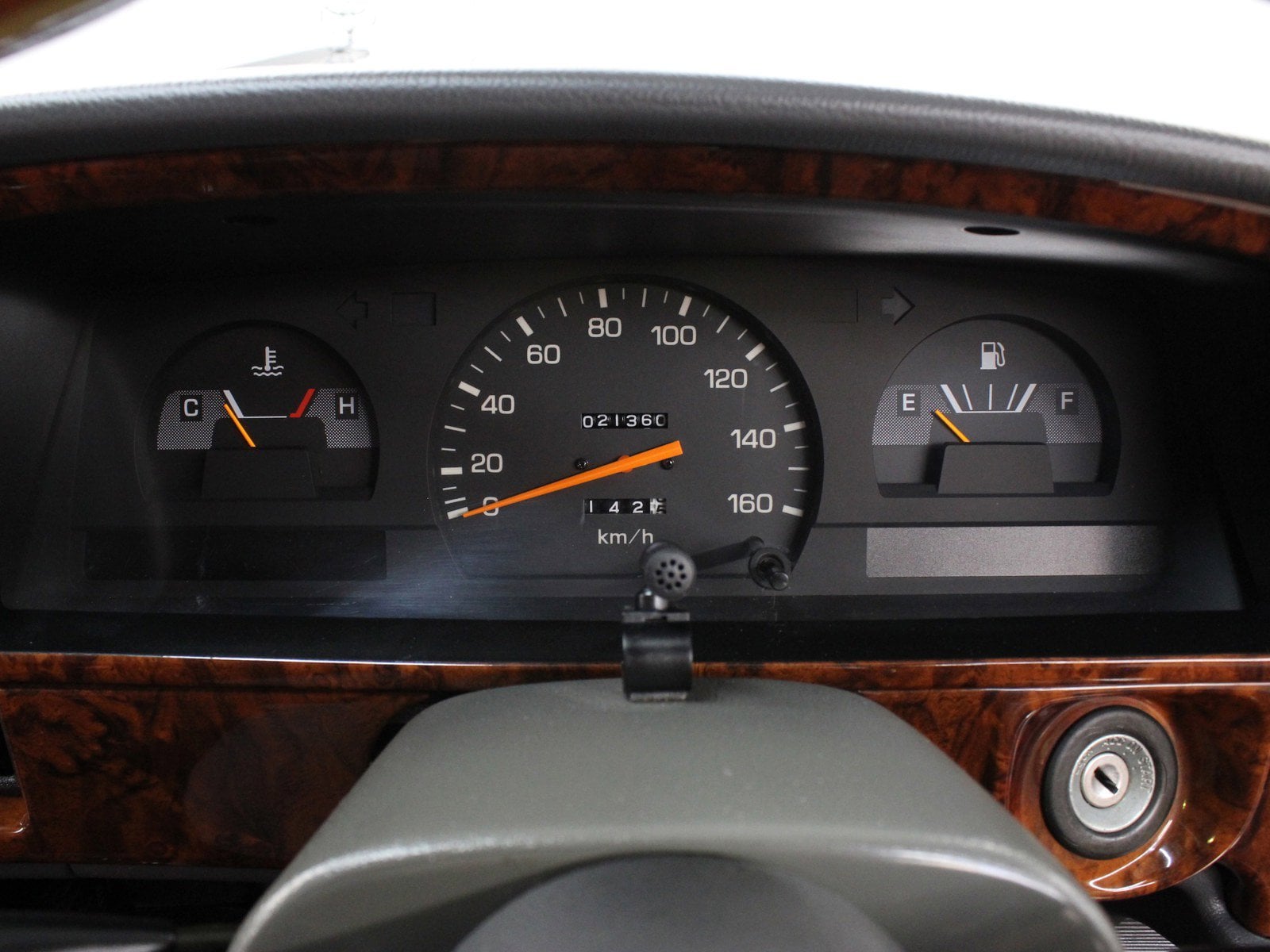 1996 Toyota Classic 13