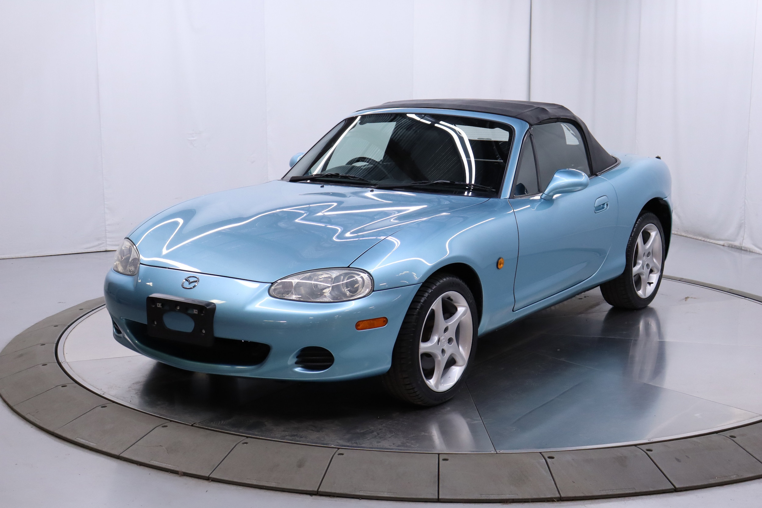2000 Mazda Roadster 2