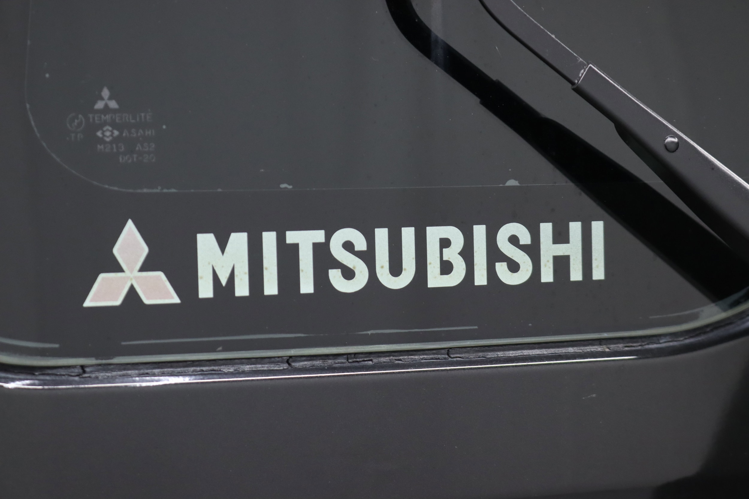 1998 Mitsubishi Pajero Jr 60