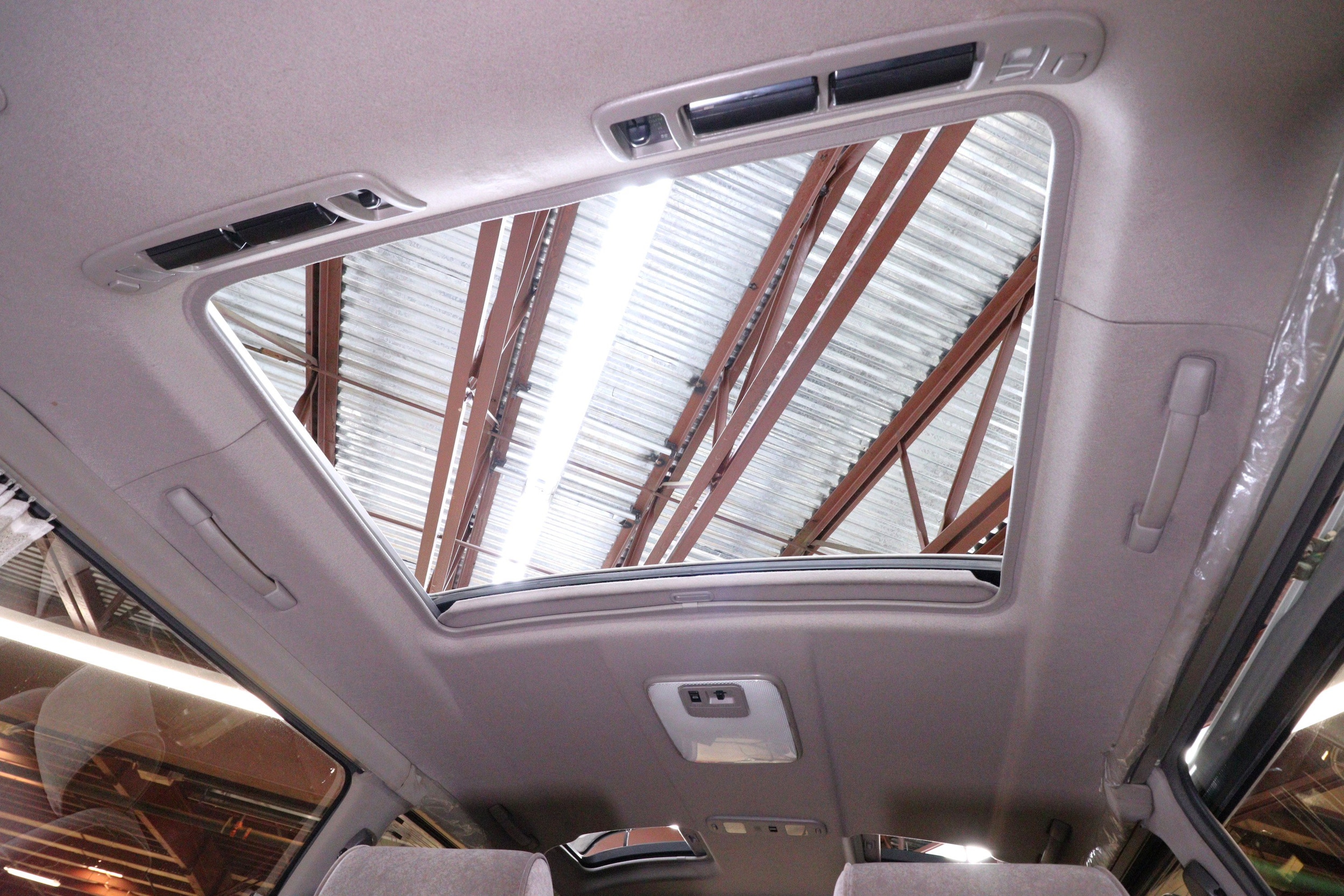 1997 Toyota Hiace 49