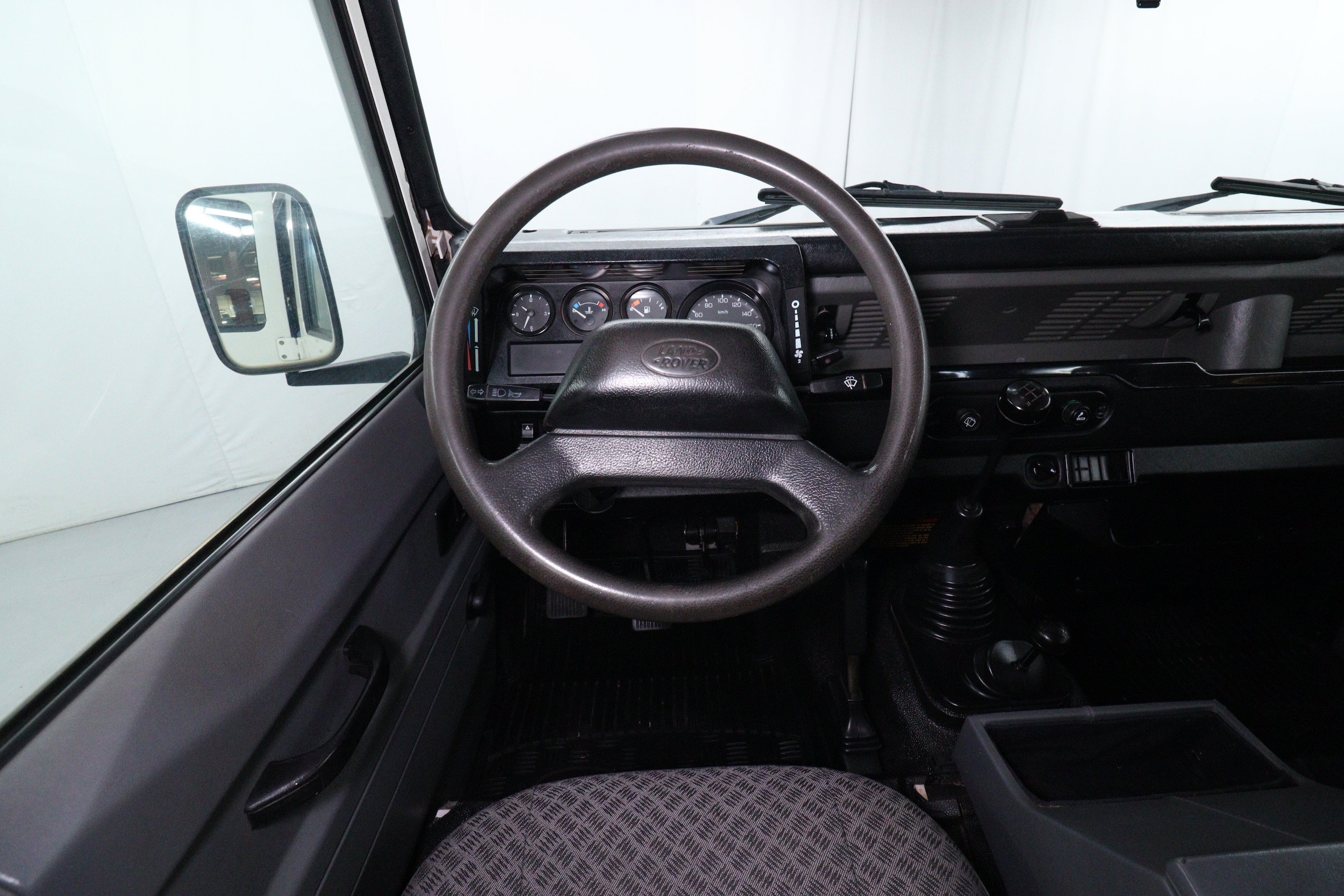 2001 Land Rover Defender 10