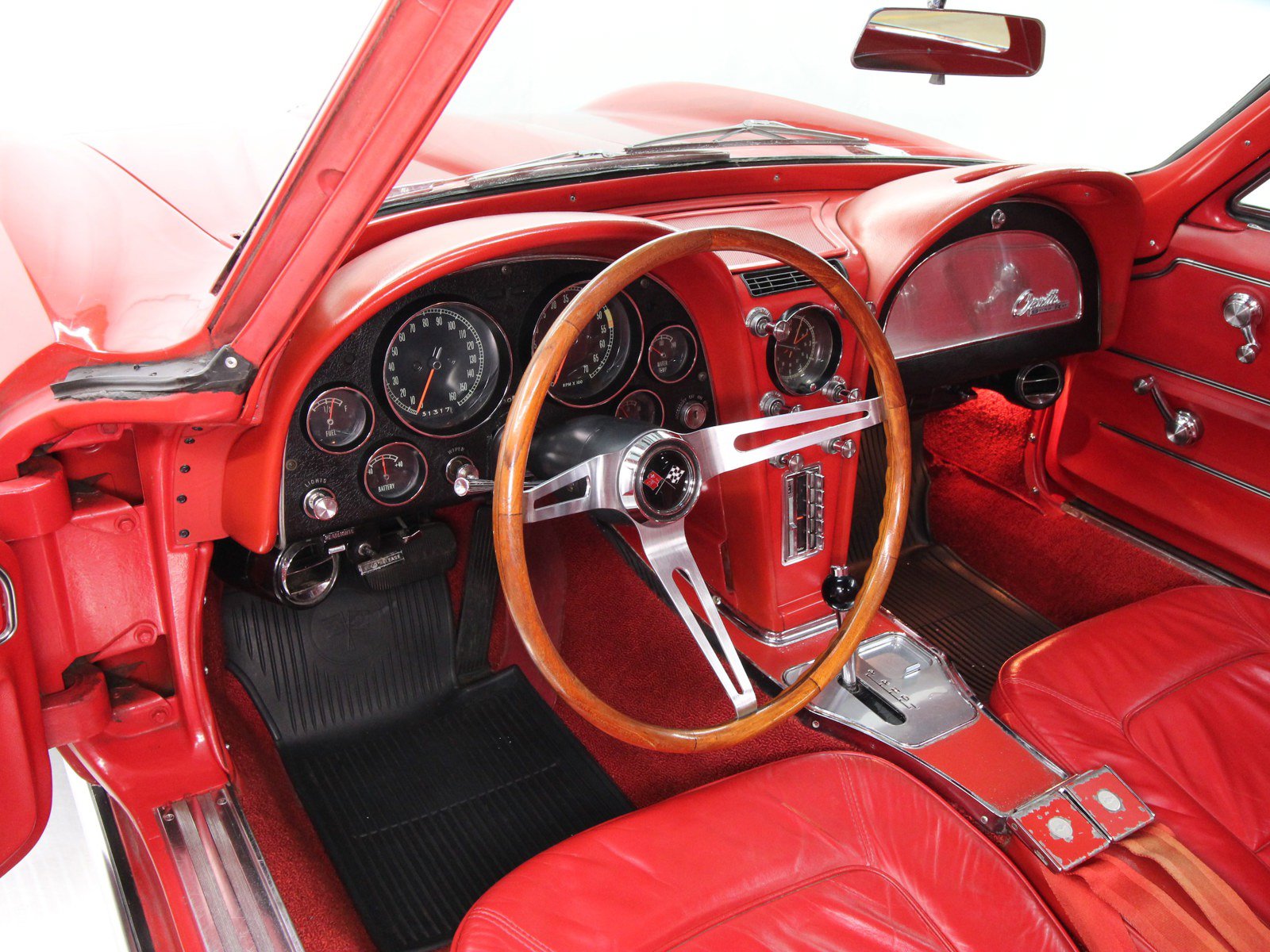 1965 Chevrolet Corvette 27