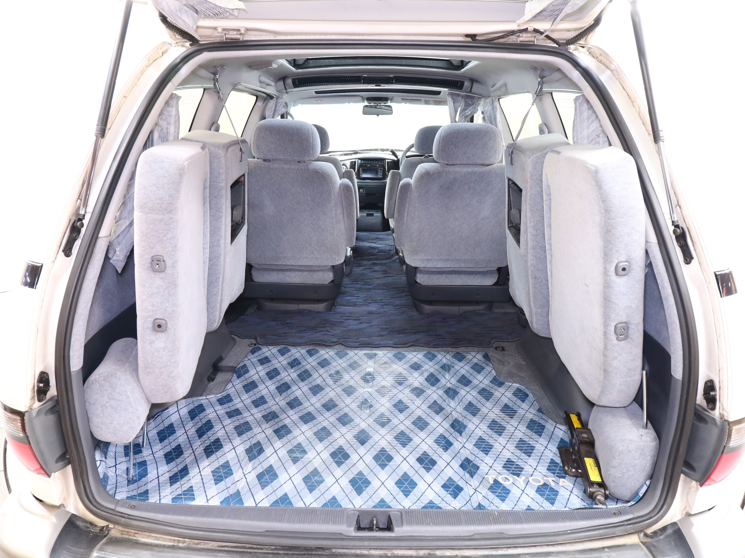 1998 Toyota Estima G 28
