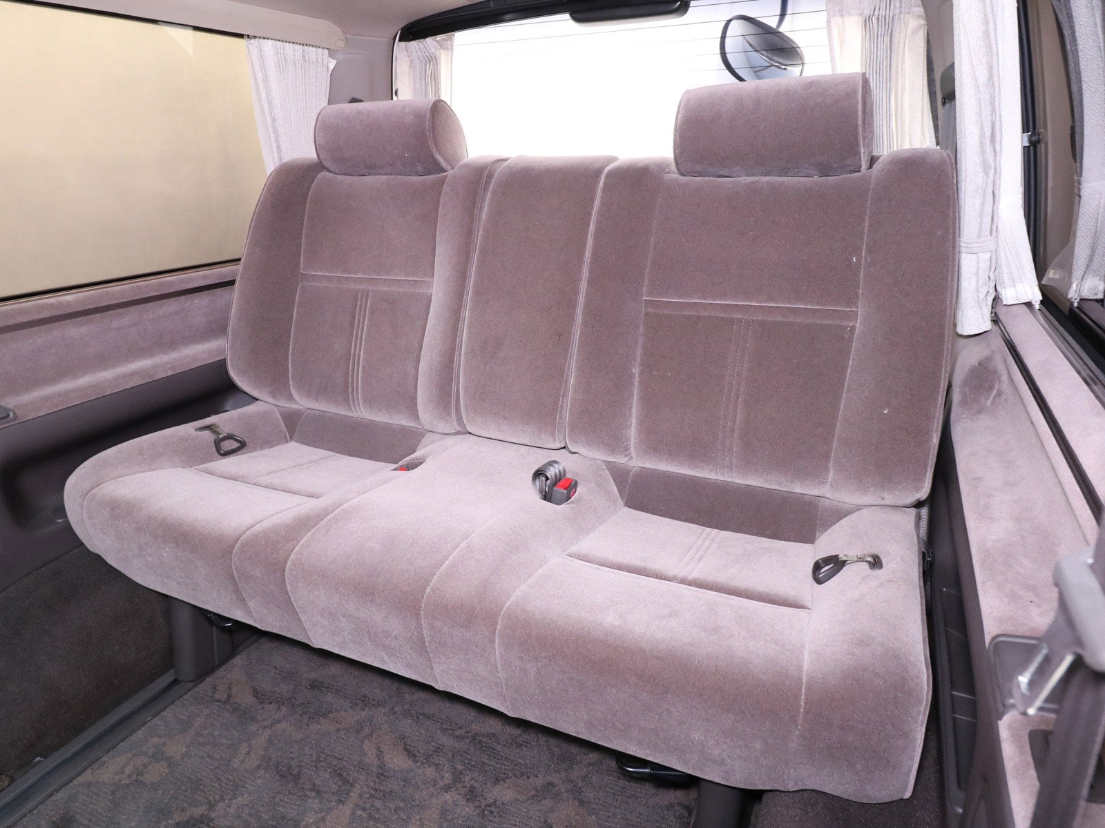 1999 Toyota Hiace 19