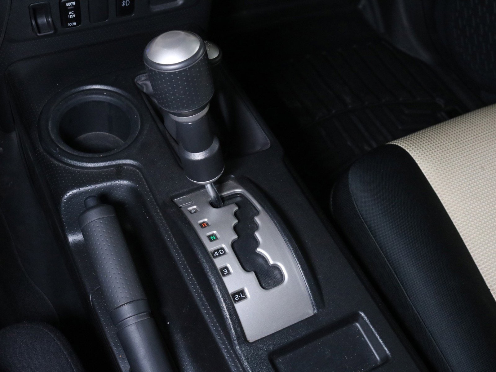 2010 Toyota FJ Cruiser 14