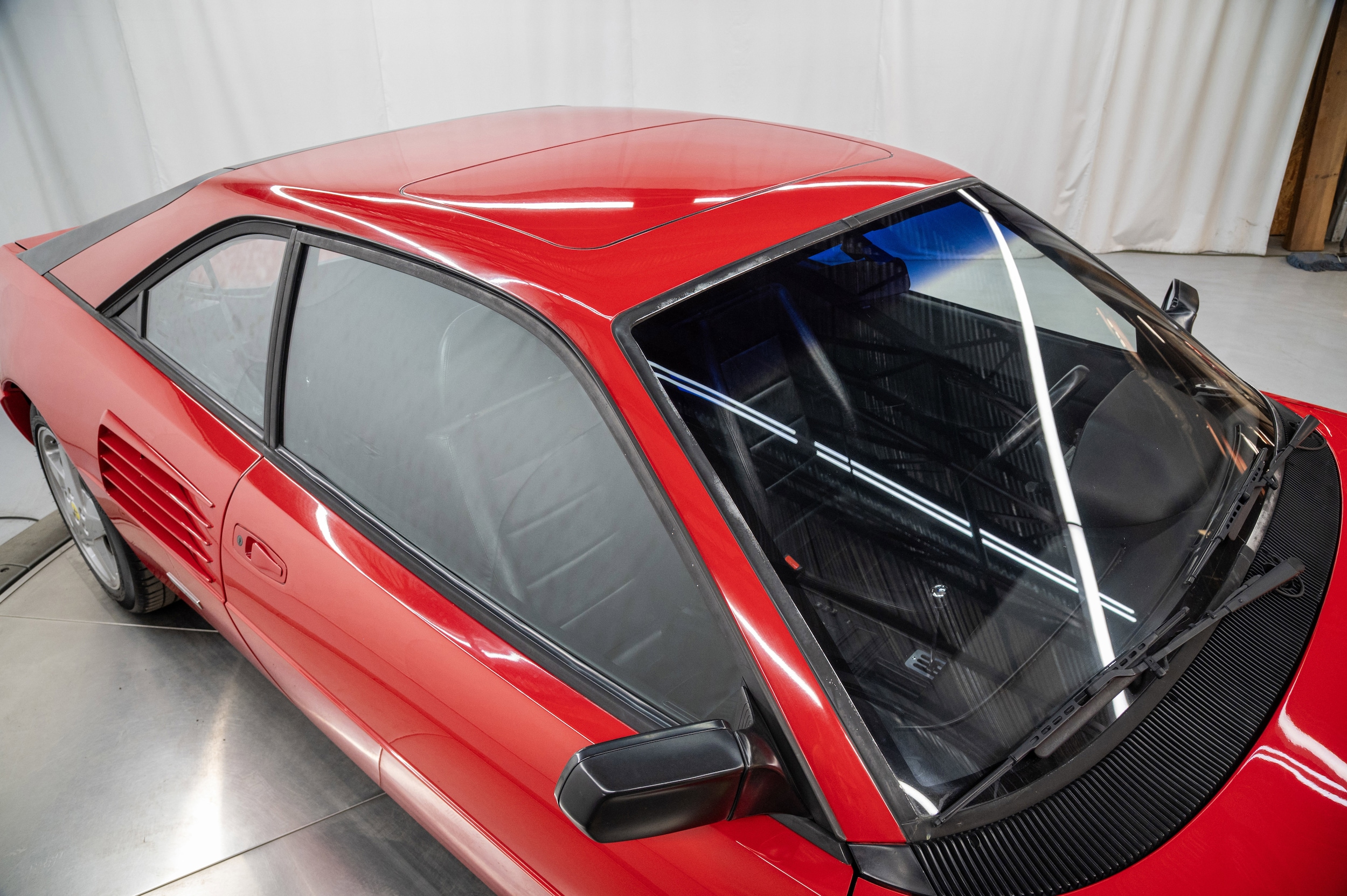 1991 Ferrari Mondial 105