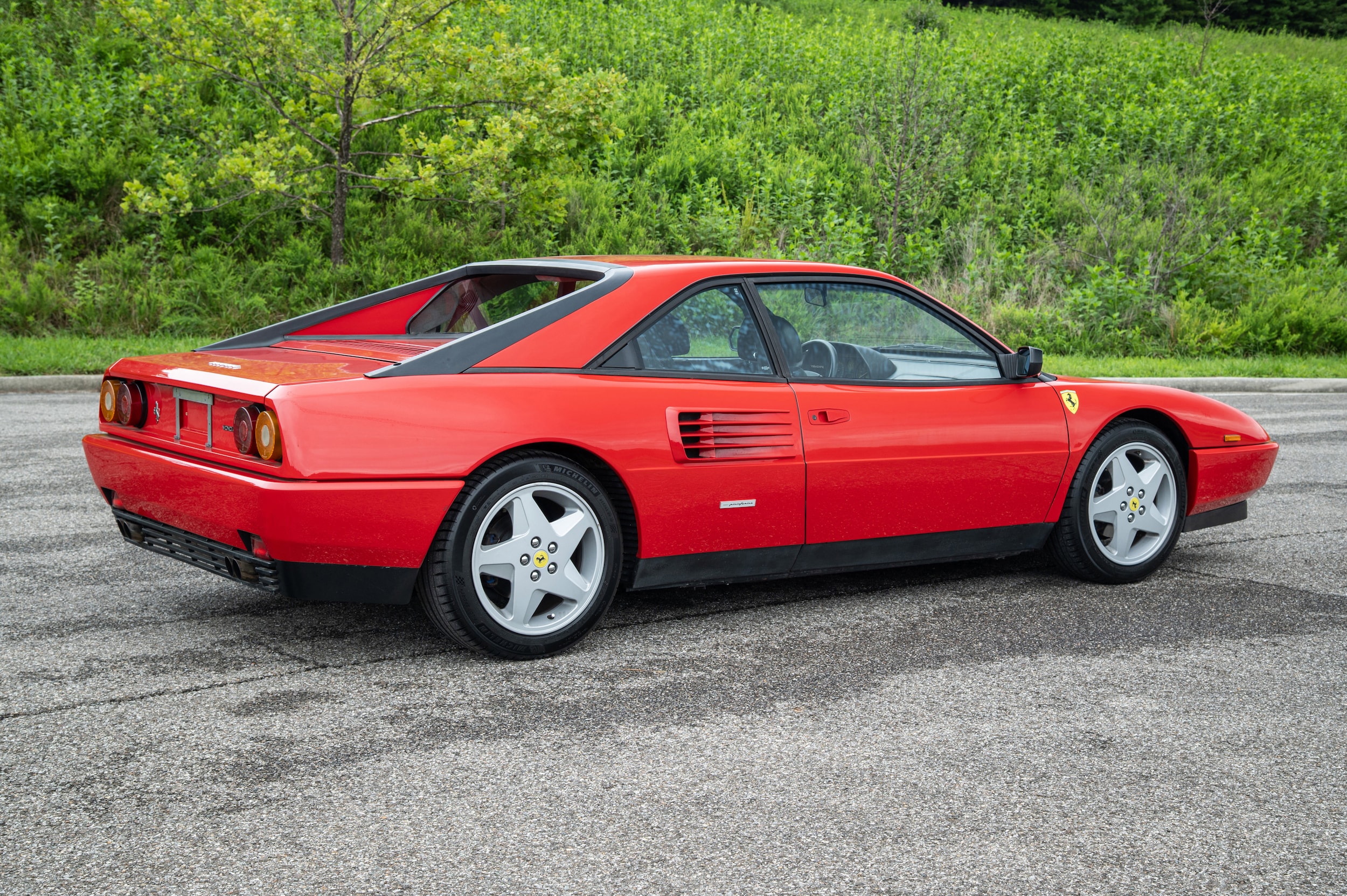 1991 Ferrari Mondial 16