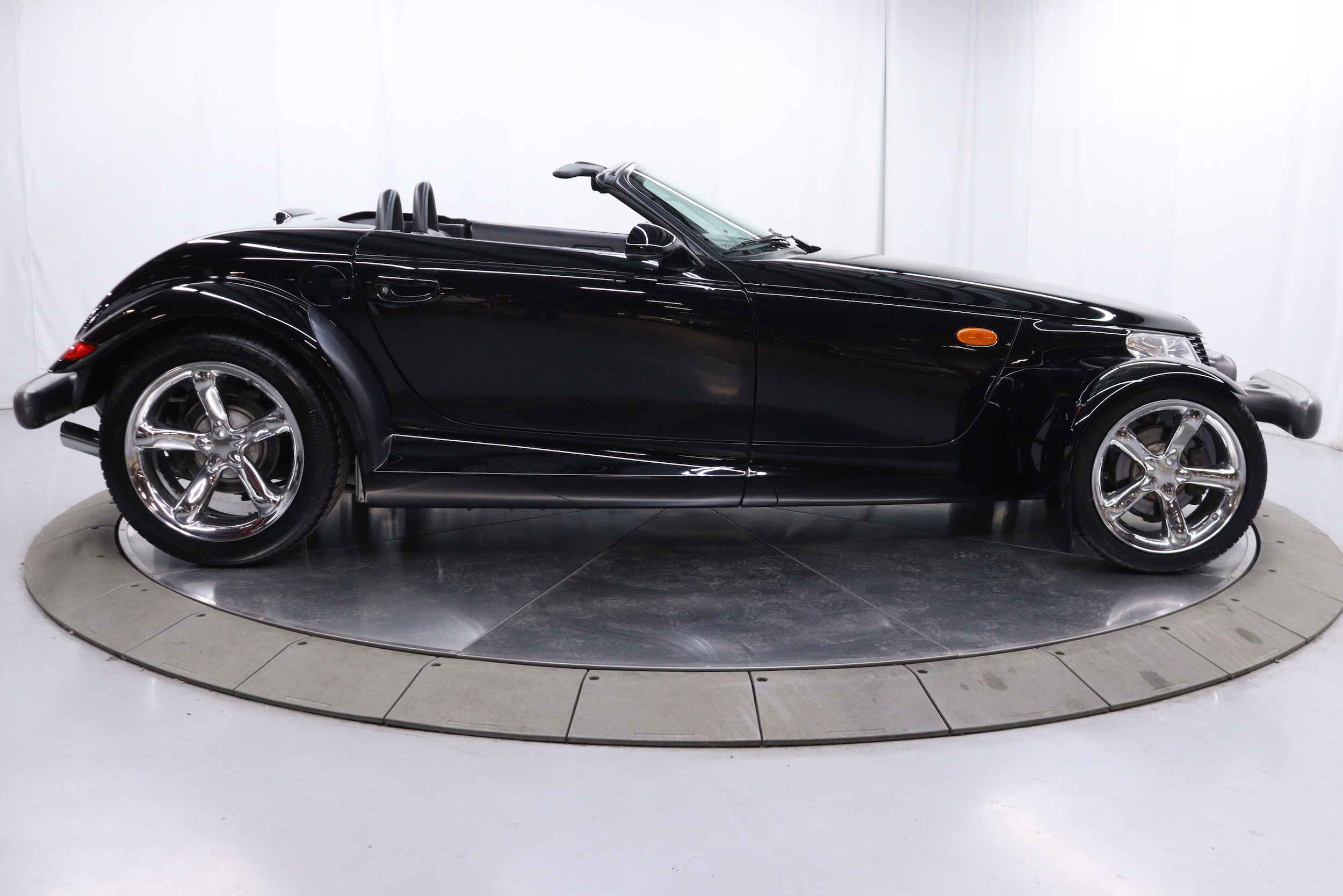 1999 Plymouth Prowler 69