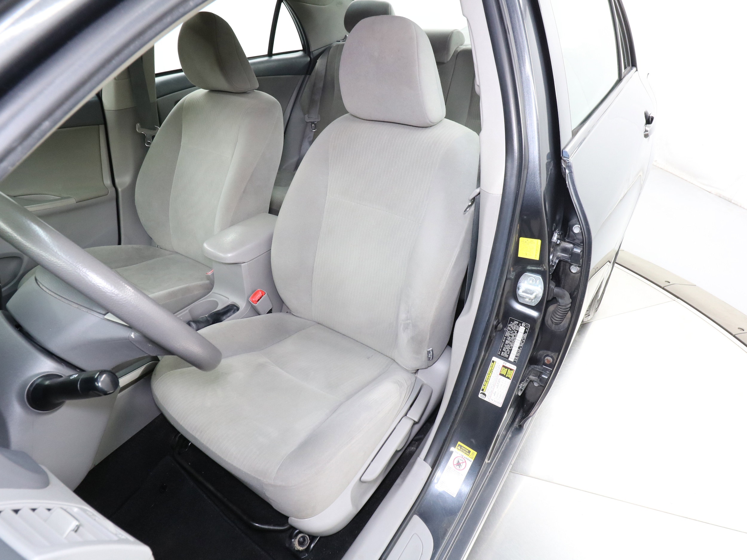 2010 Toyota Corolla 16