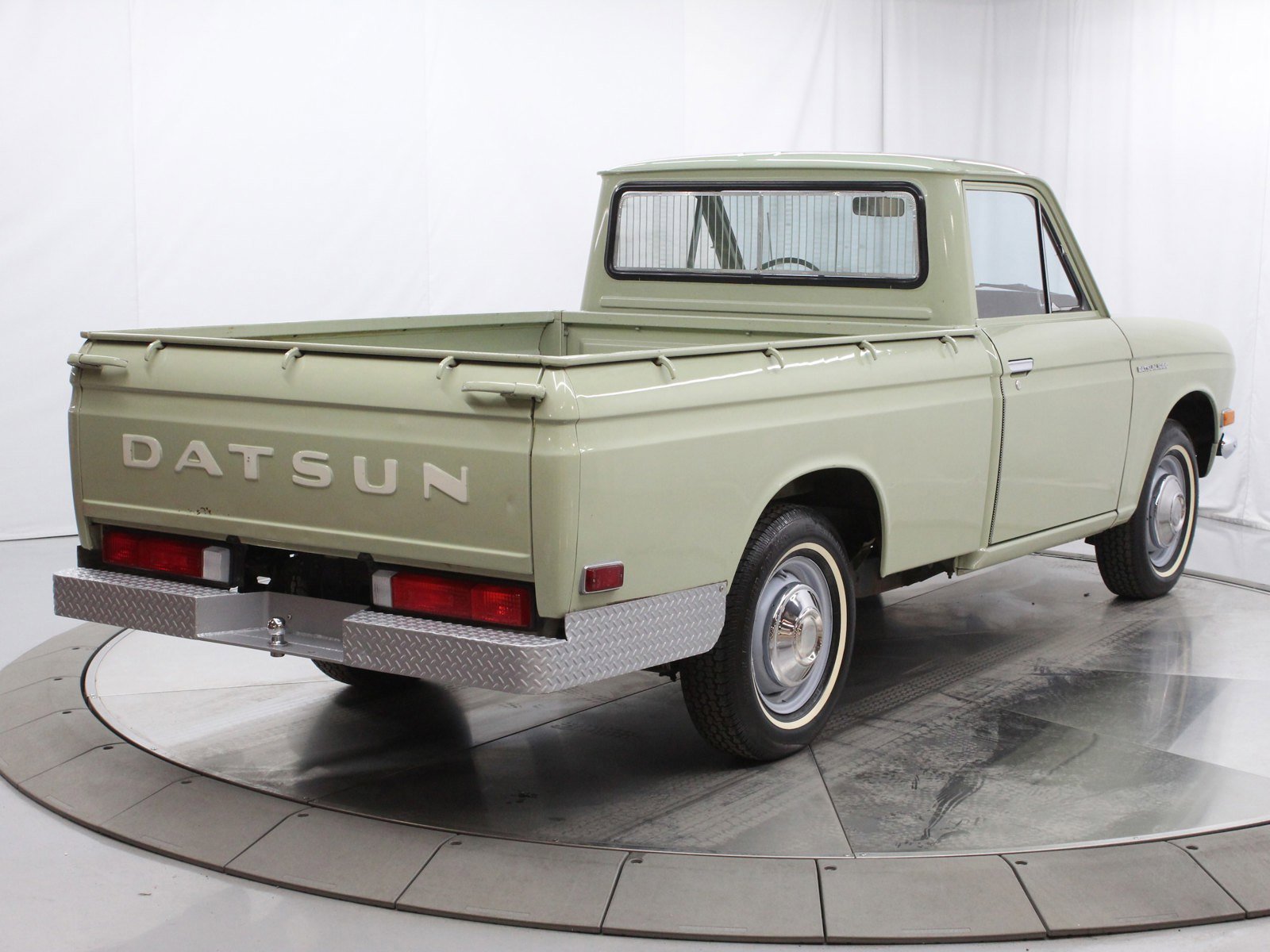 1971 Datsun 1600 9