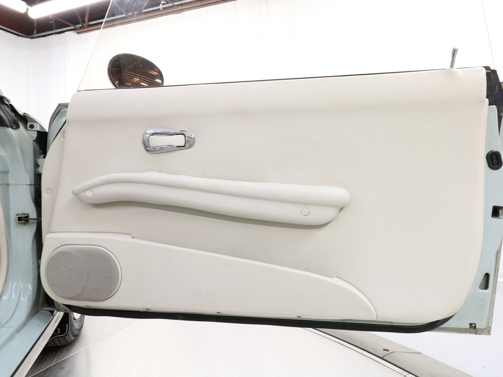 1991 Nissan Figaro 24