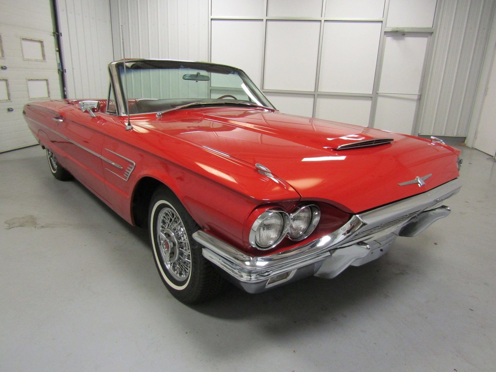 1965 Ford Thunderbird 2