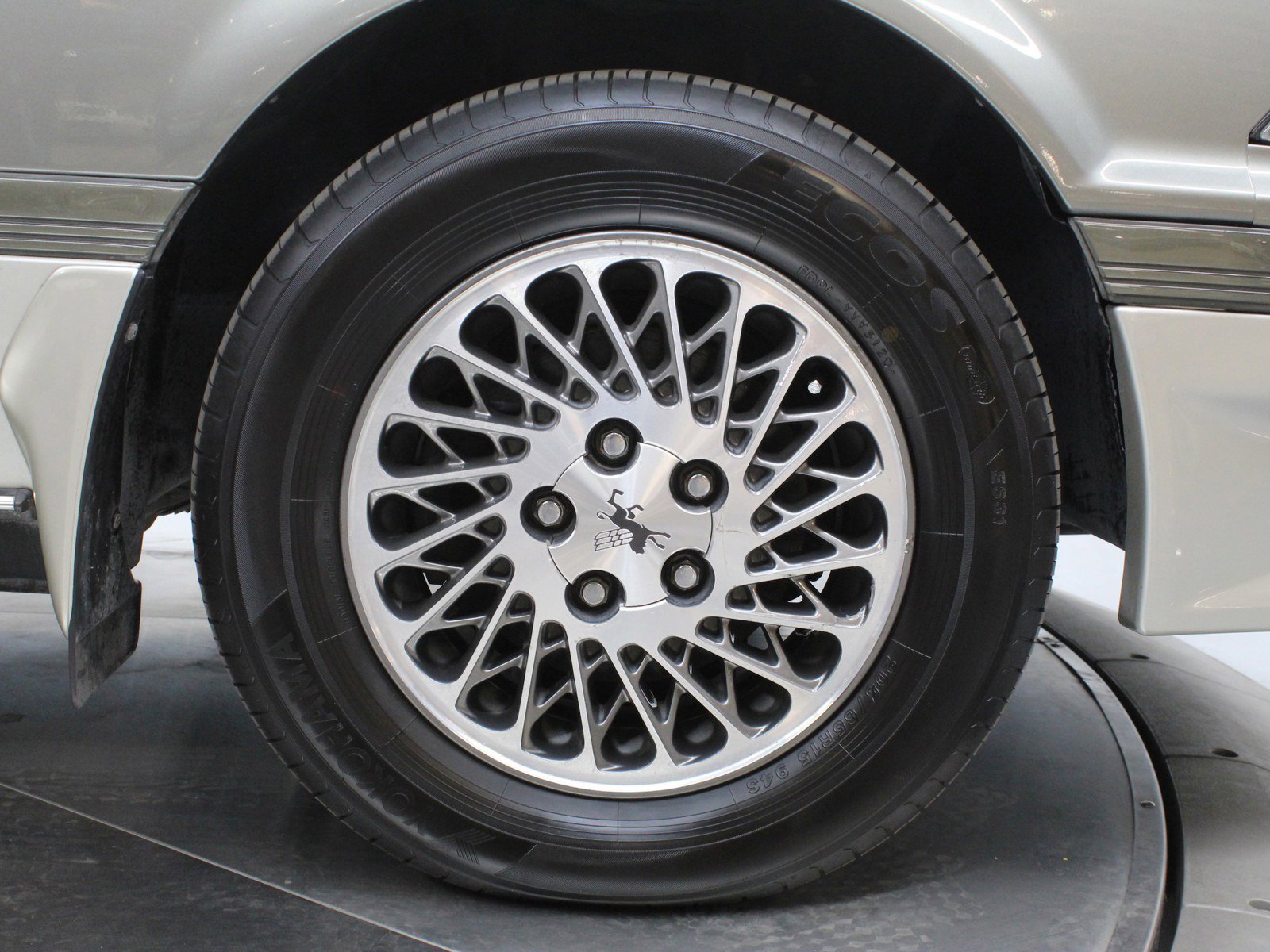 1991 Toyota Soarer 29