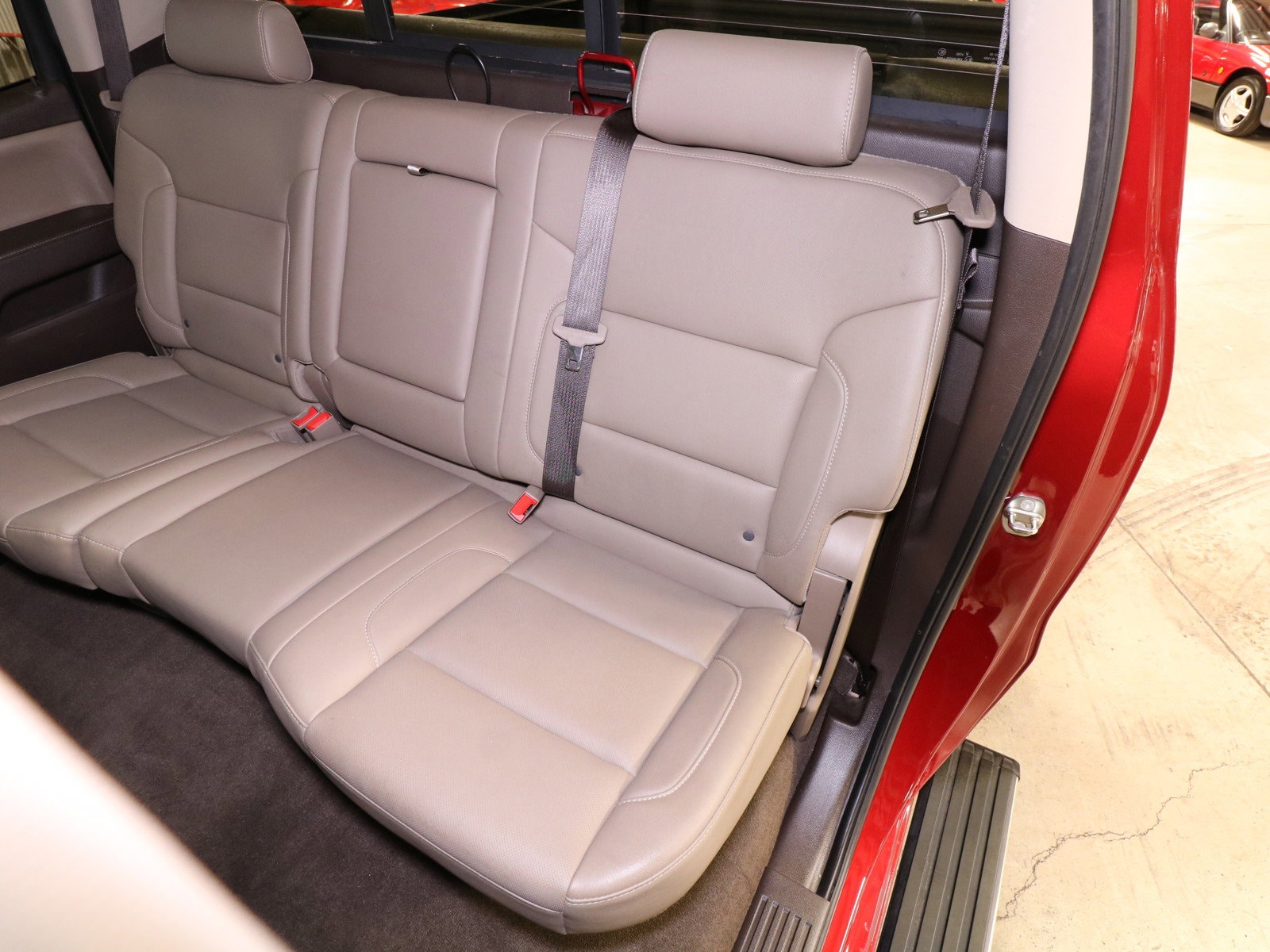2018 Chevrolet Silverado 1500 18