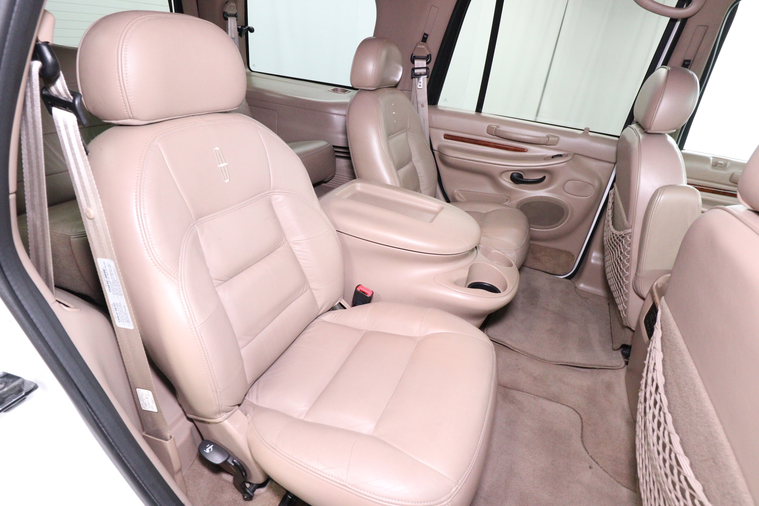1998 Lincoln Navigator 35