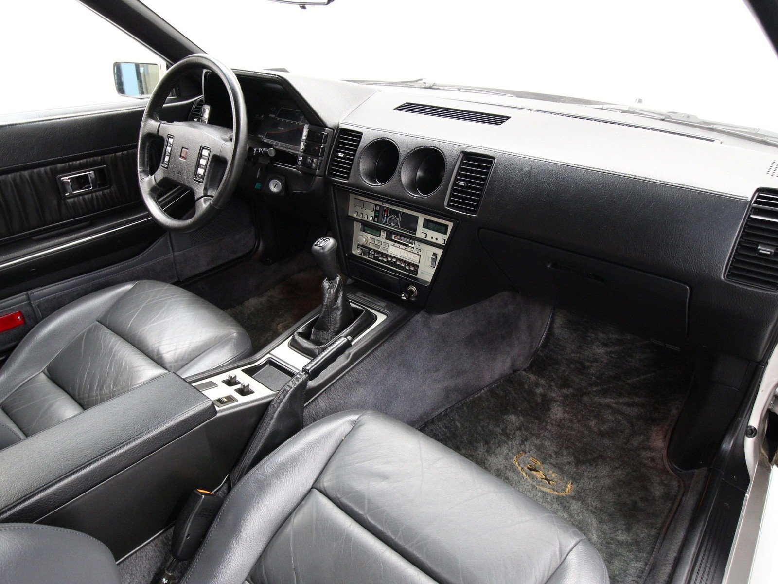 1986 Nissan 300ZX 33