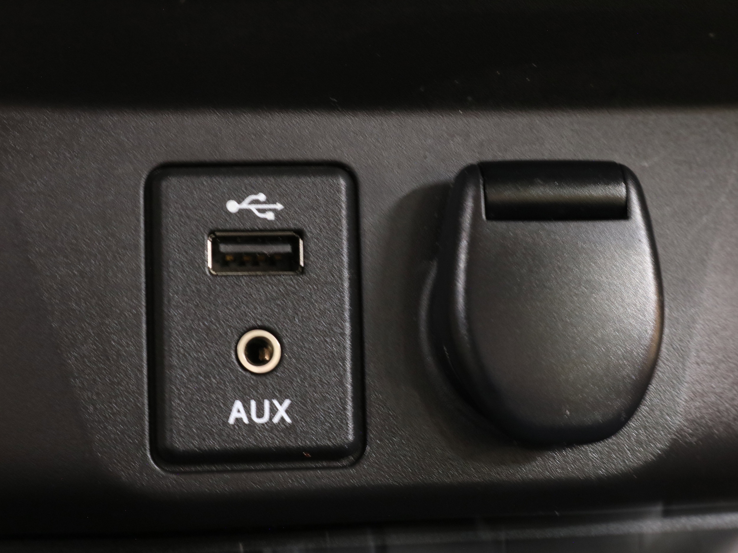 2015 Nissan Rogue 58
