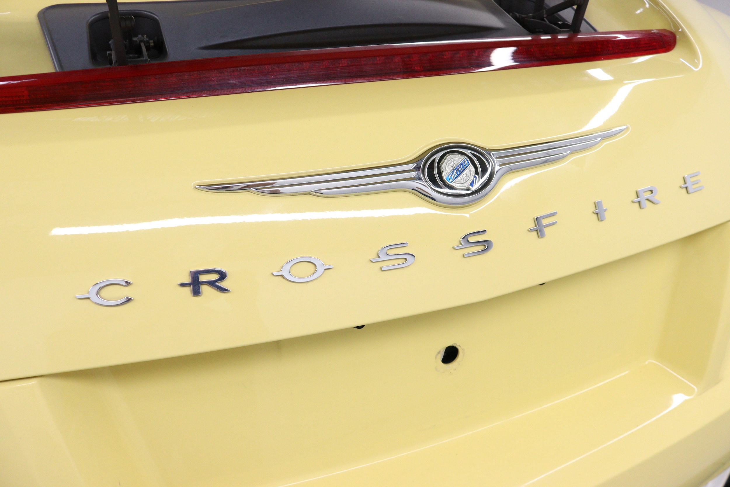 2005 Chrysler Crossfire 73