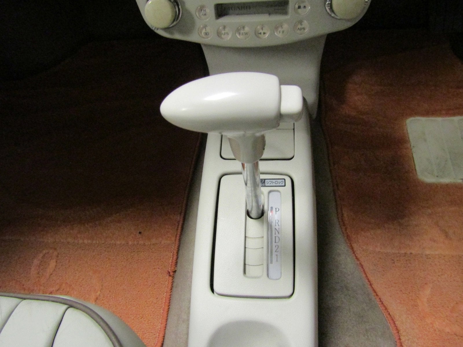 1991 Nissan Figaro 12