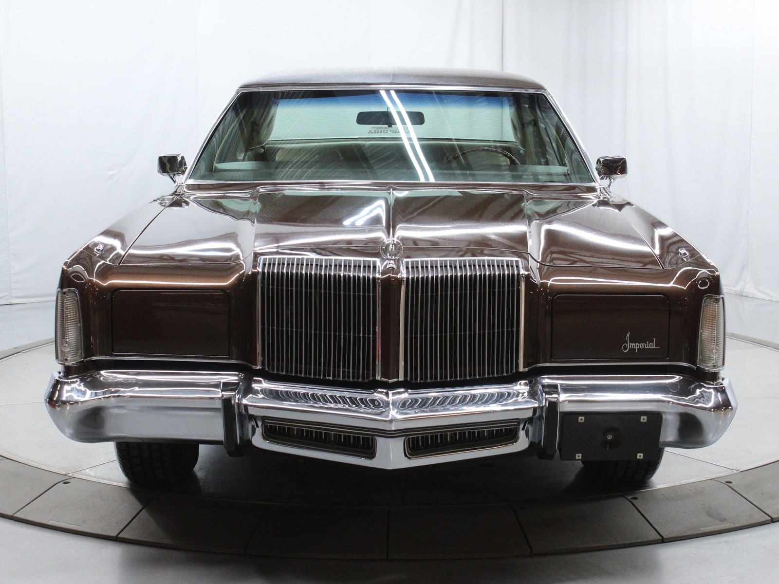 1975 Chrysler Imperial 6