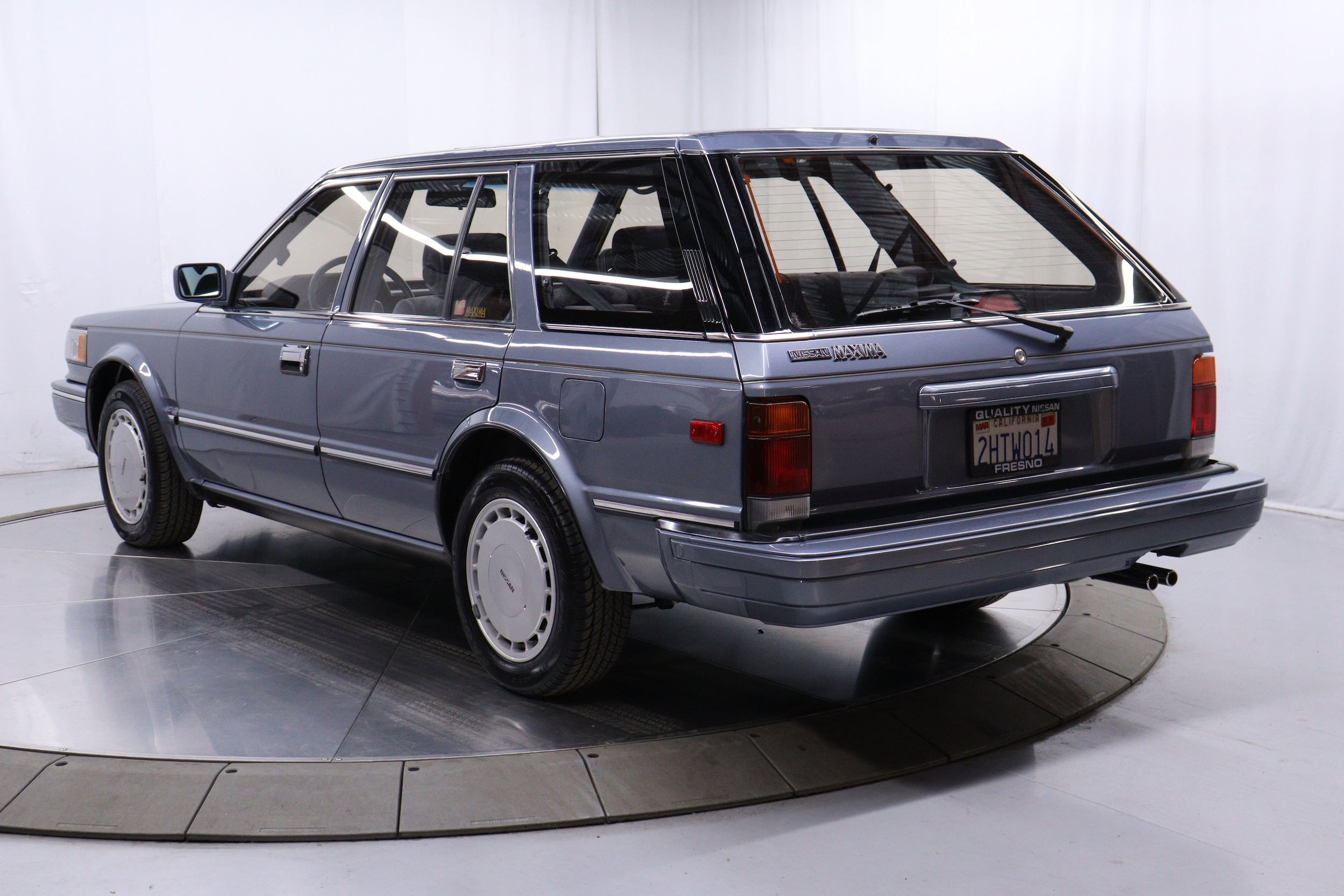 1987 Nissan Maxima 5